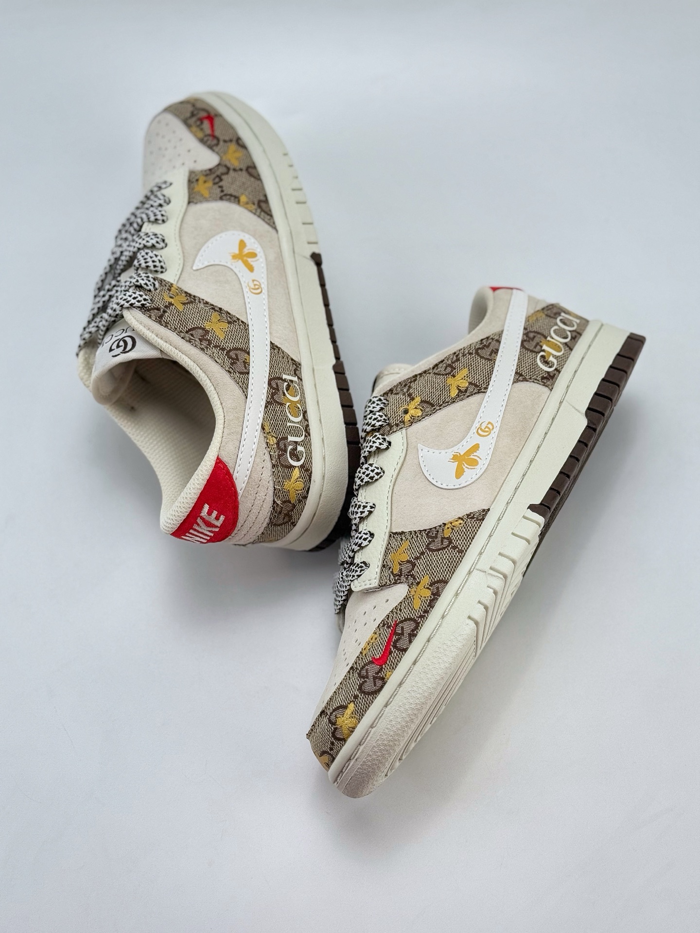 Nike SB Dunk Low x GUCCI 灰黄老花小钩满天星  DJ2024-130