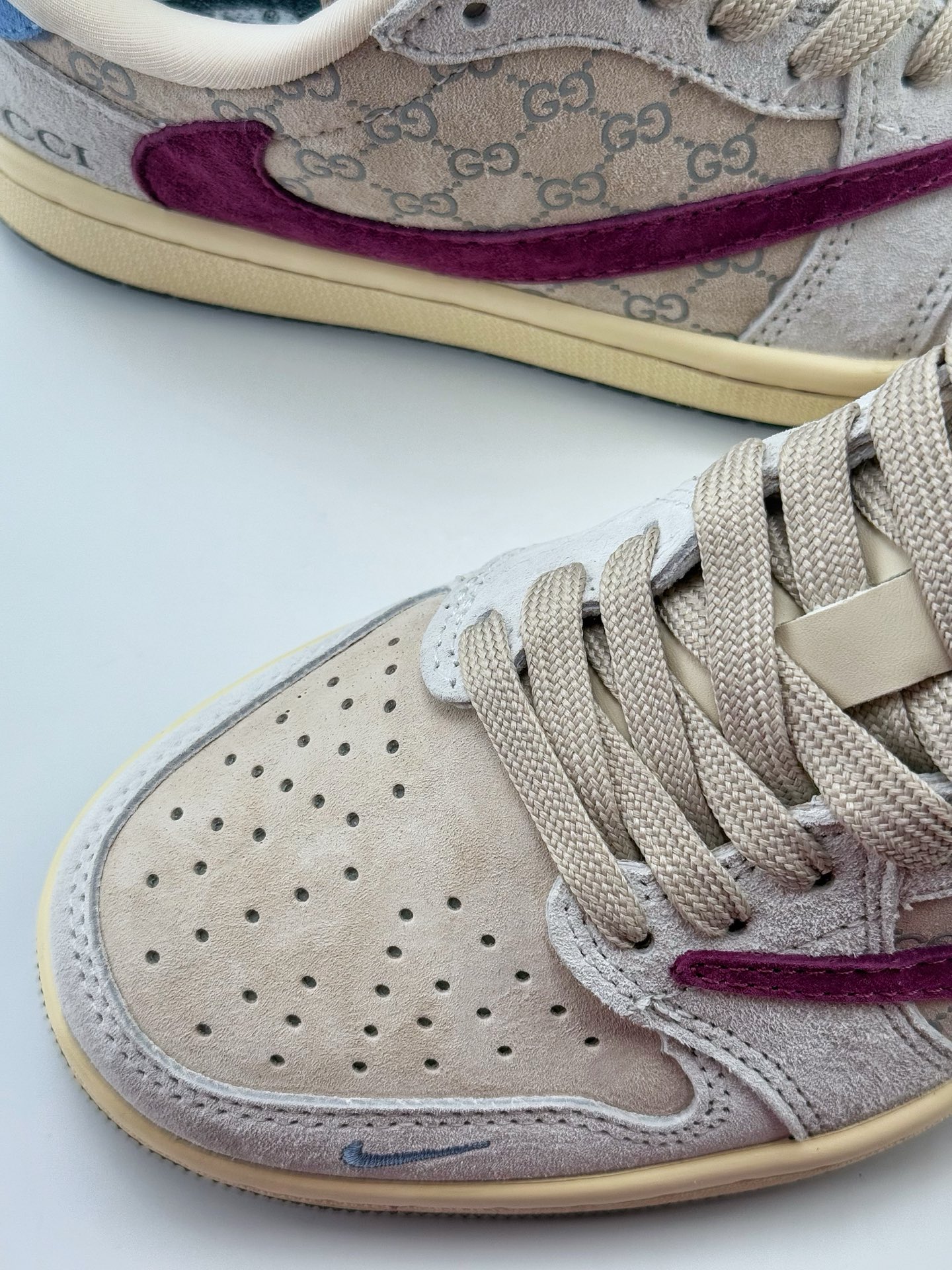 Travis Scott x Nike Air Jordan 1 Low x GUCCI Air Jordan 1 Low 反转灰紫蓝小钩翻毛倒钩 CH6336-019