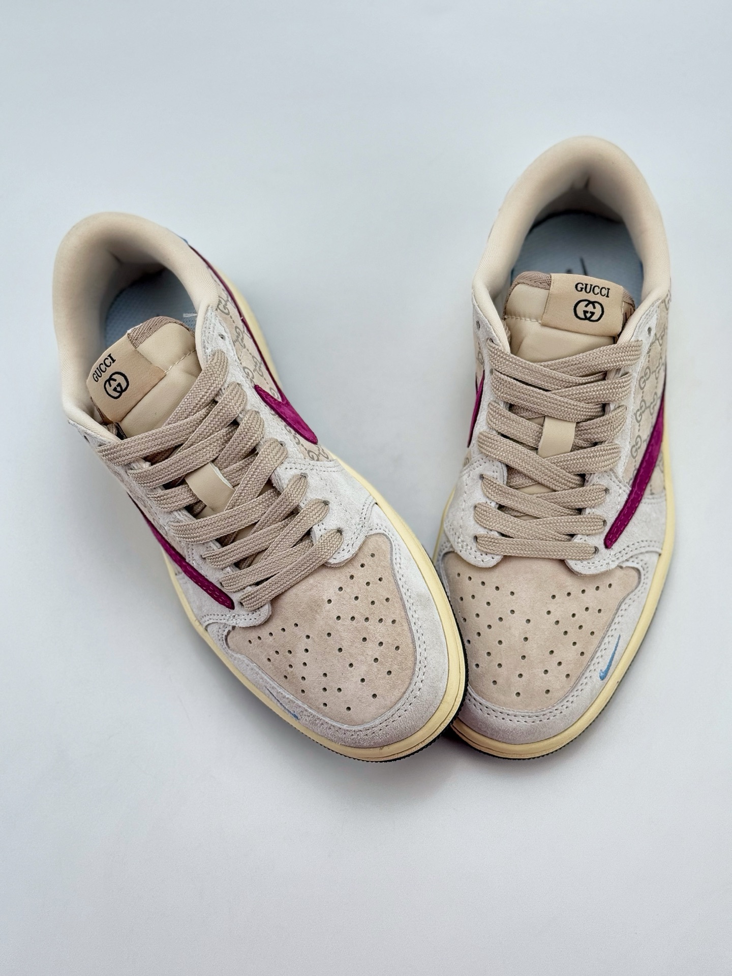 Travis Scott x Nike Air Jordan 1 Low x GUCCI Air Jordan 1 Low 反转灰紫蓝小钩翻毛倒钩 CH6336-019