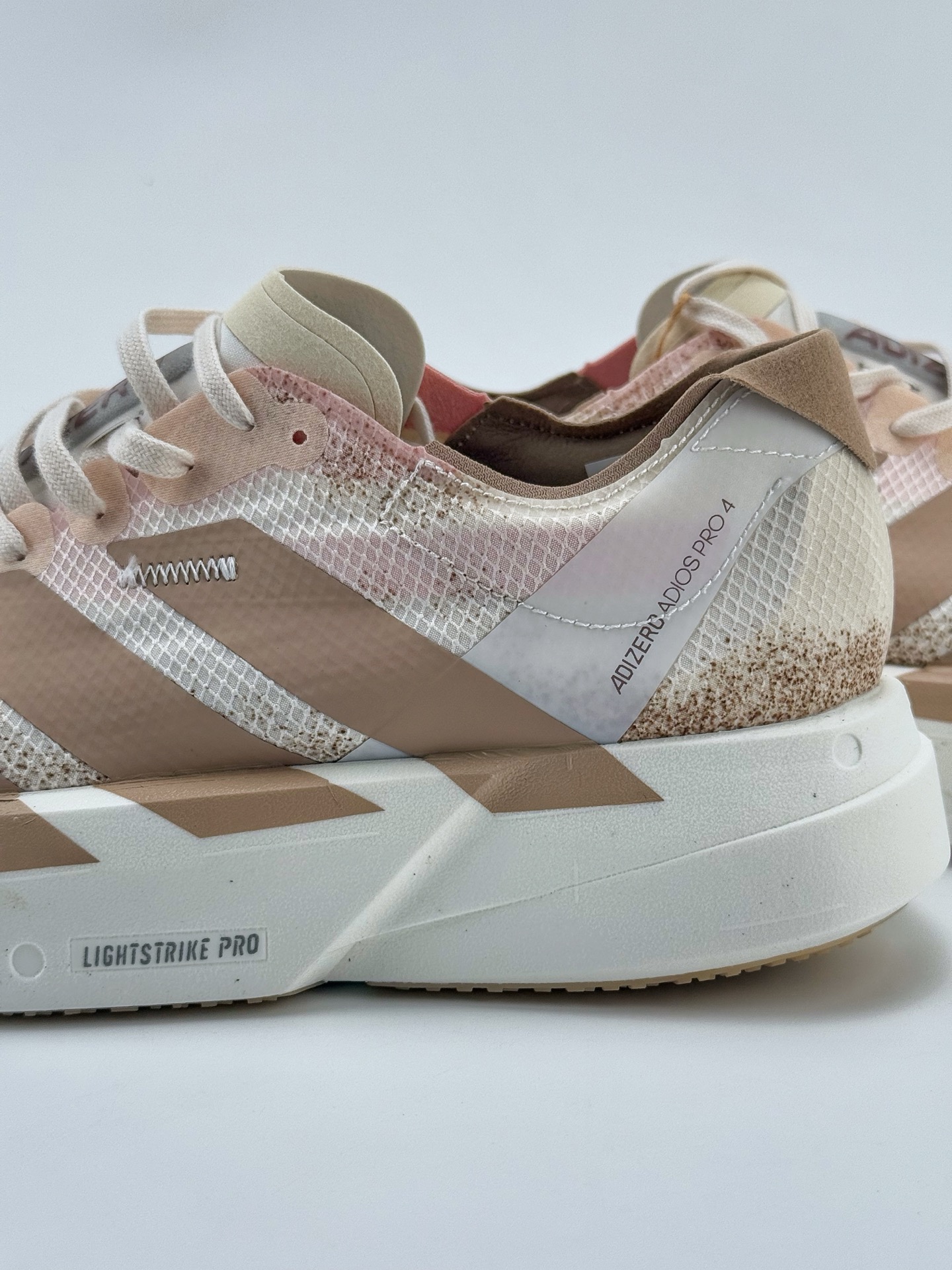 Ad Adizero Adios 4 M轻盈跑鞋 耐磨减震专业跑步鞋  JR6359