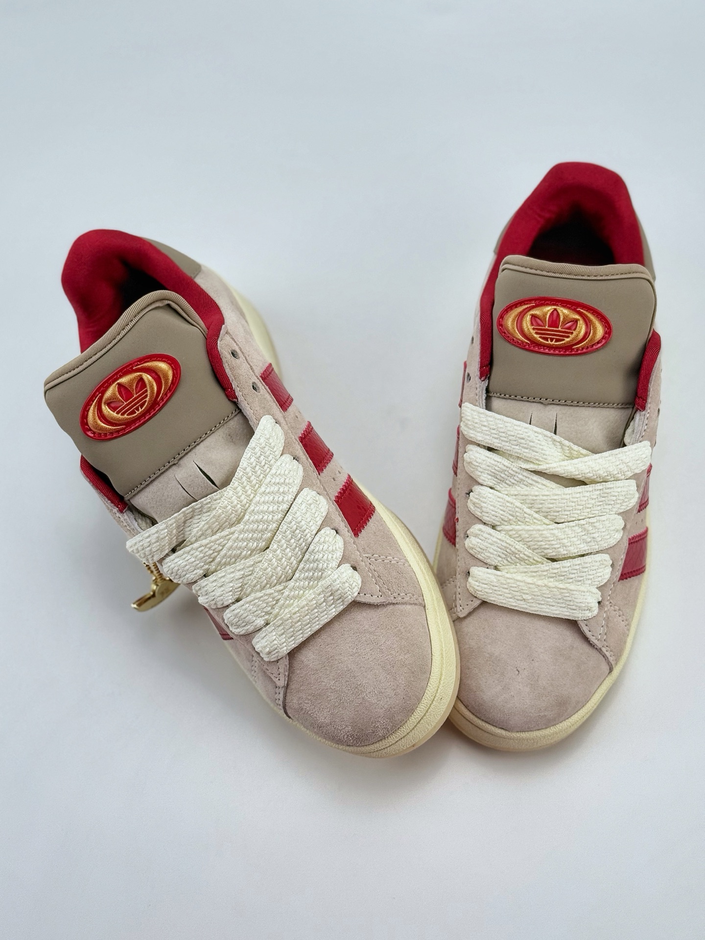 AD Campus 00s CNY 蛇年限定 粉红 复古潮流休闲面包鞋  JR0093