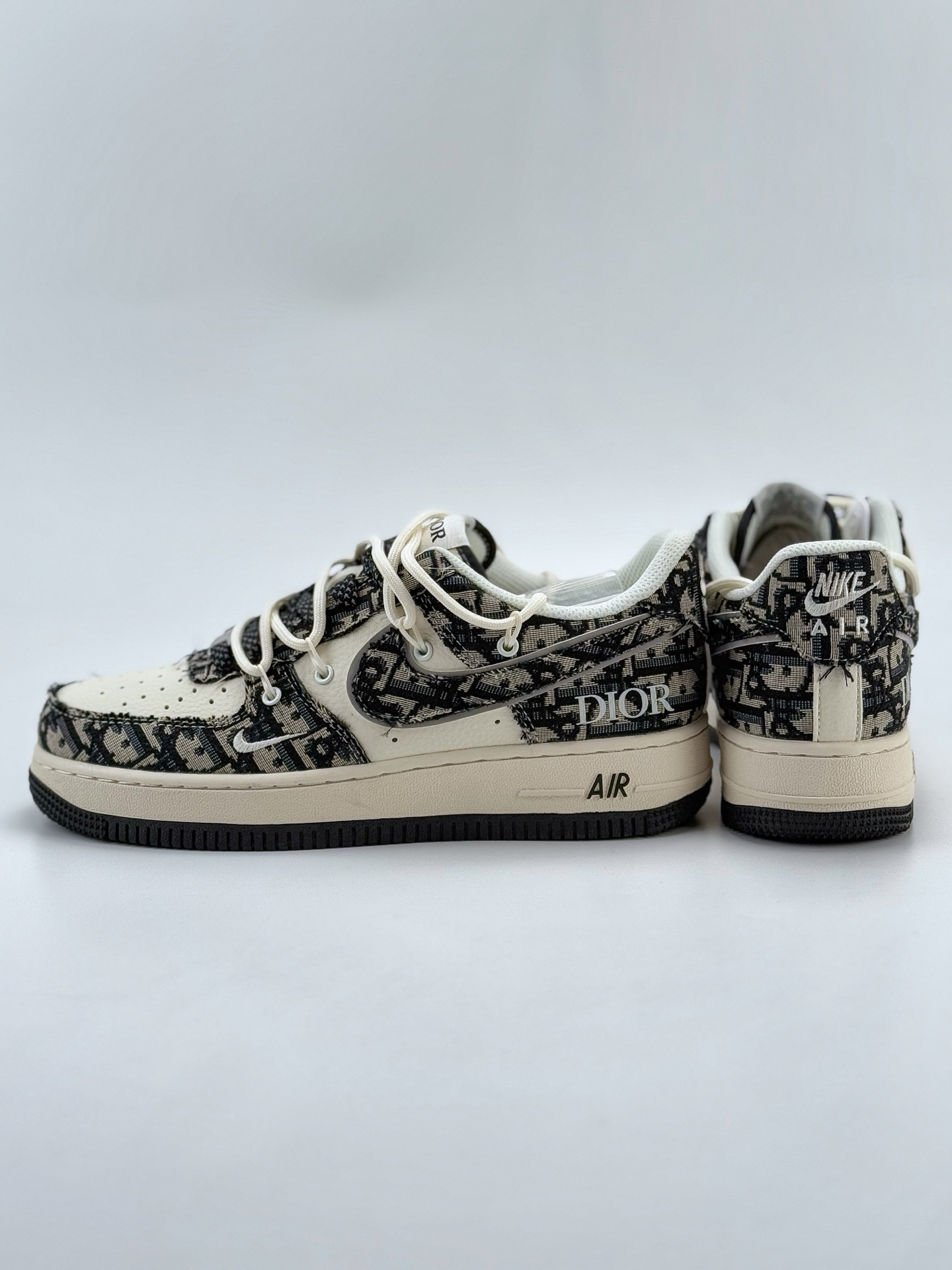 Nike Air Force 1 Low 07 x DIOR 白黑小钩绑带 SJ1198-106