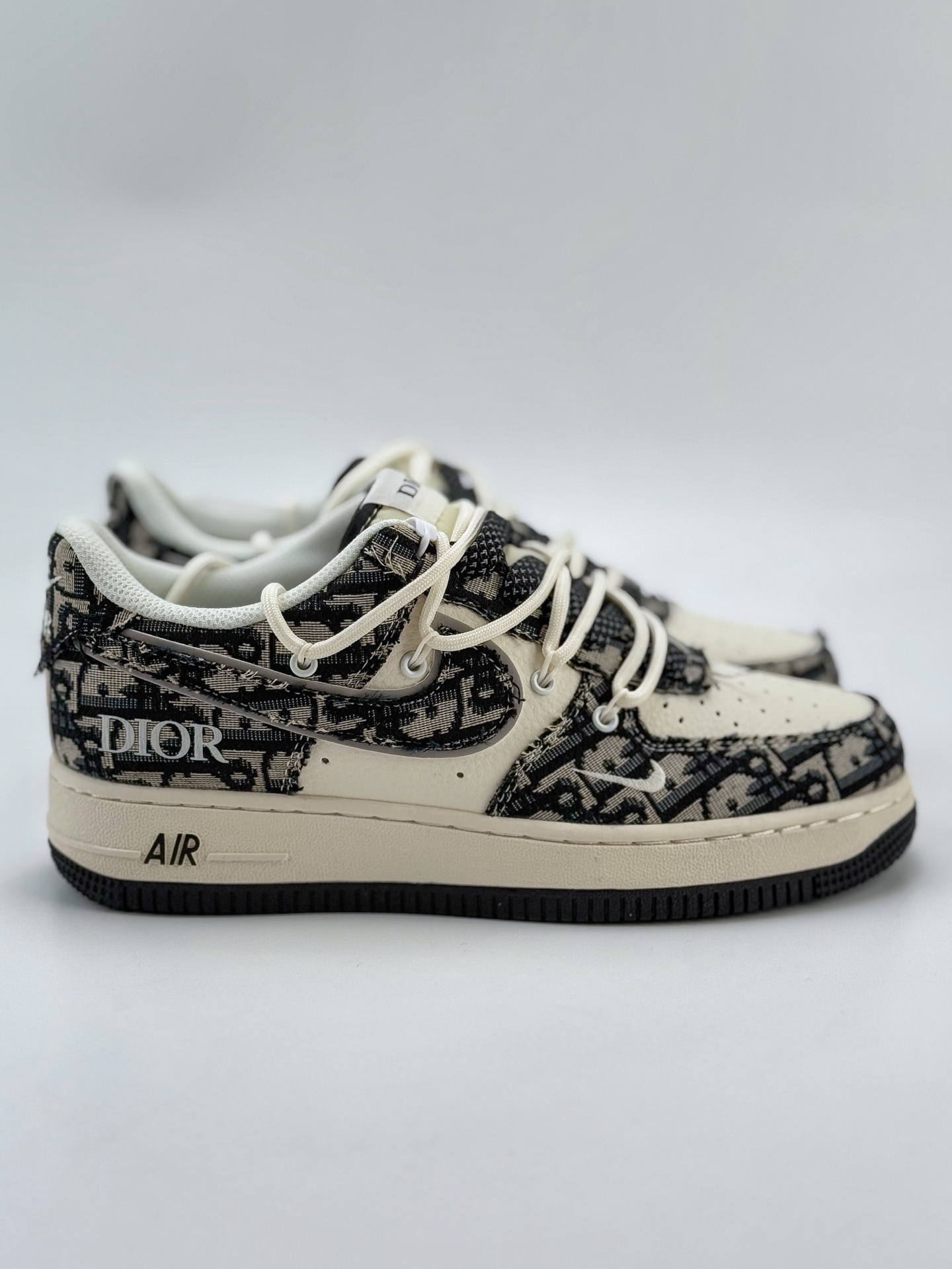 Nike Air Force 1 Low 07 x DIOR 白黑小钩绑带 SJ1198-106