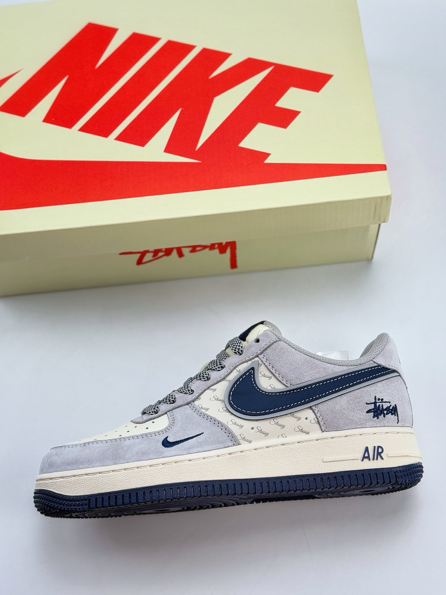 Nike Air Force 1 Low 07 x Stussy 白灰蓝小钩满天星  XZ3318-088