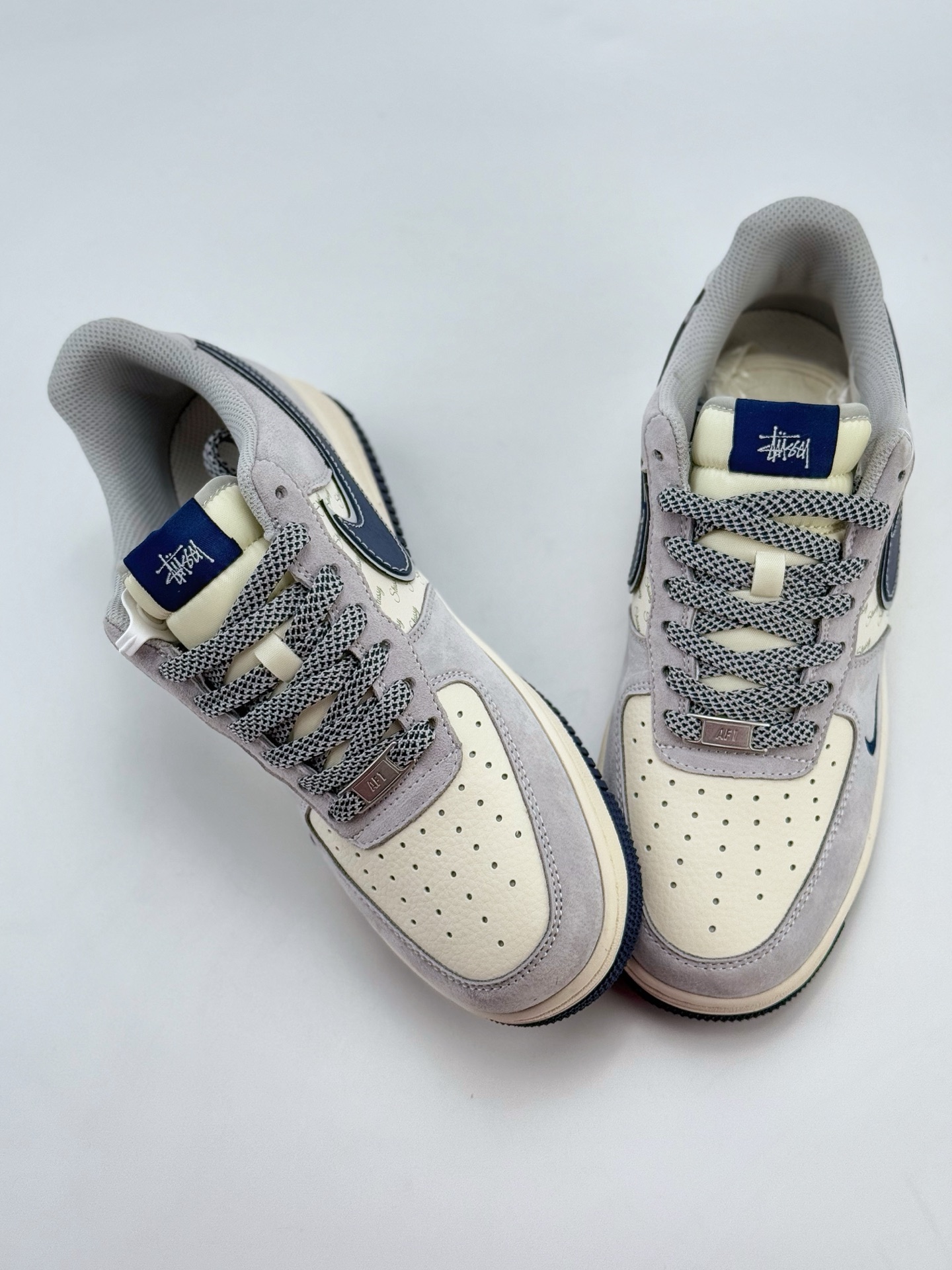 Nike Air Force 1 Low 07 x Stussy 白灰蓝小钩满天星  XZ3318-088