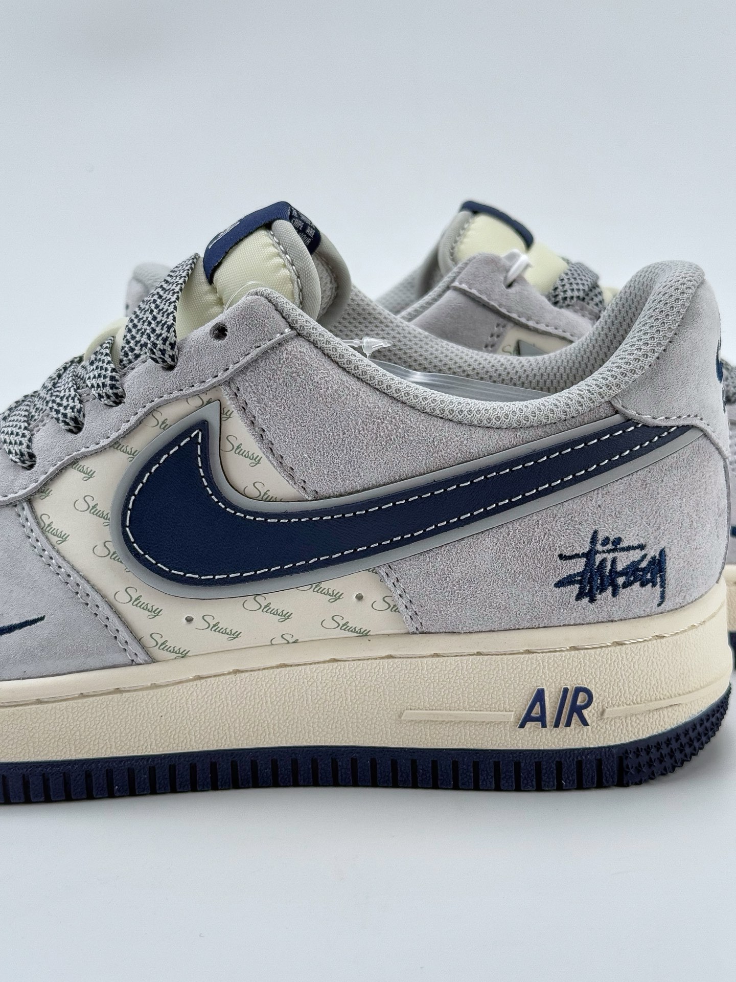 Nike Air Force 1 Low 07 x Stussy 白灰蓝小钩满天星  XZ3318-088