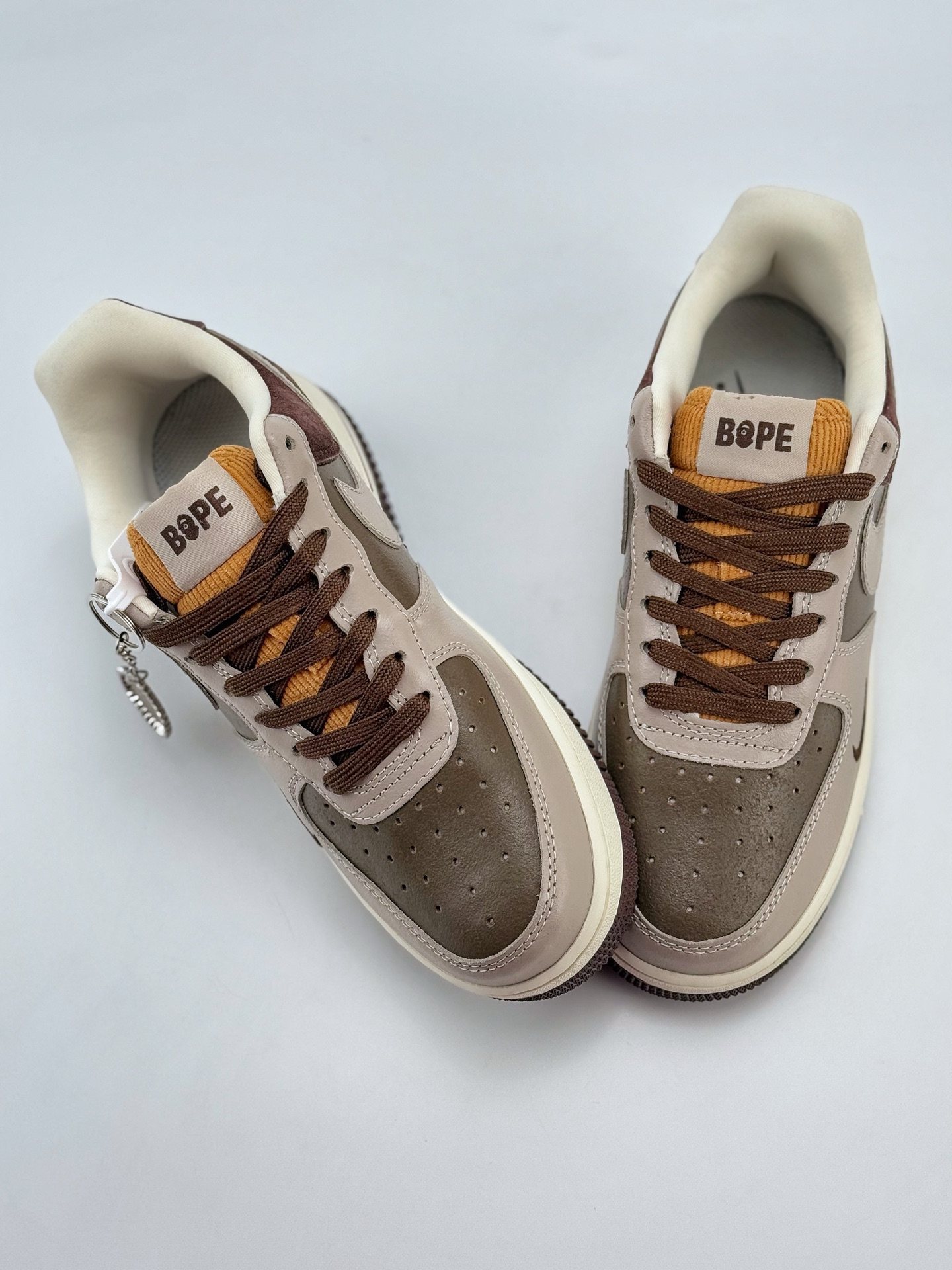 Nike Air Force 1 Low 07 x BAPE 棕红小钩  KK1988-039