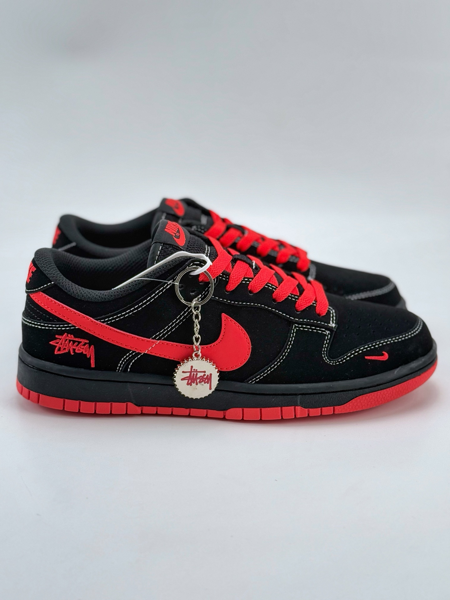 Nike SB Dunk Low x Stussy 黑红小钩 KK1333-028