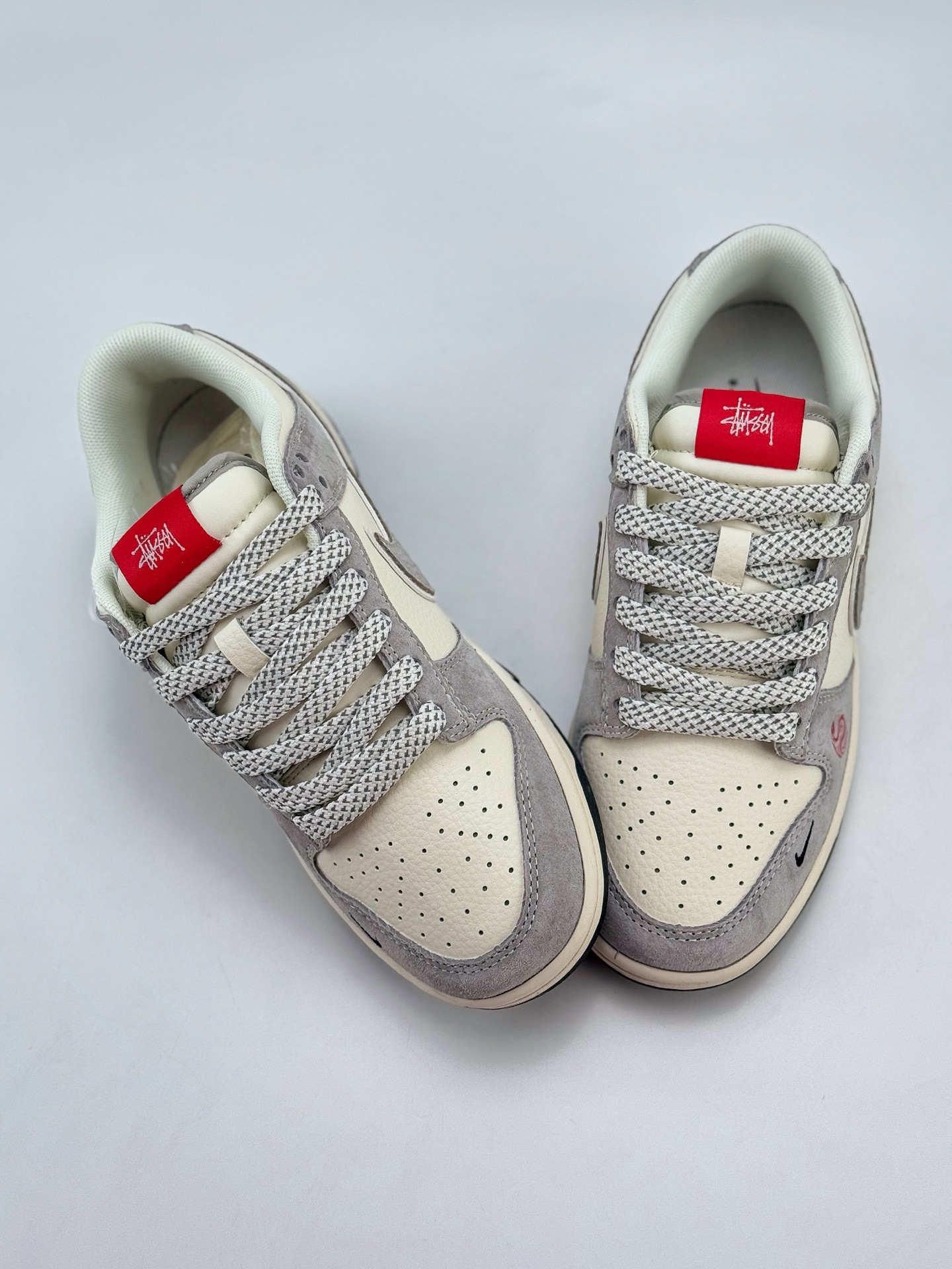 Nike SB Dunk Low x Stussy 白灰小钩满天星  XX3168-117