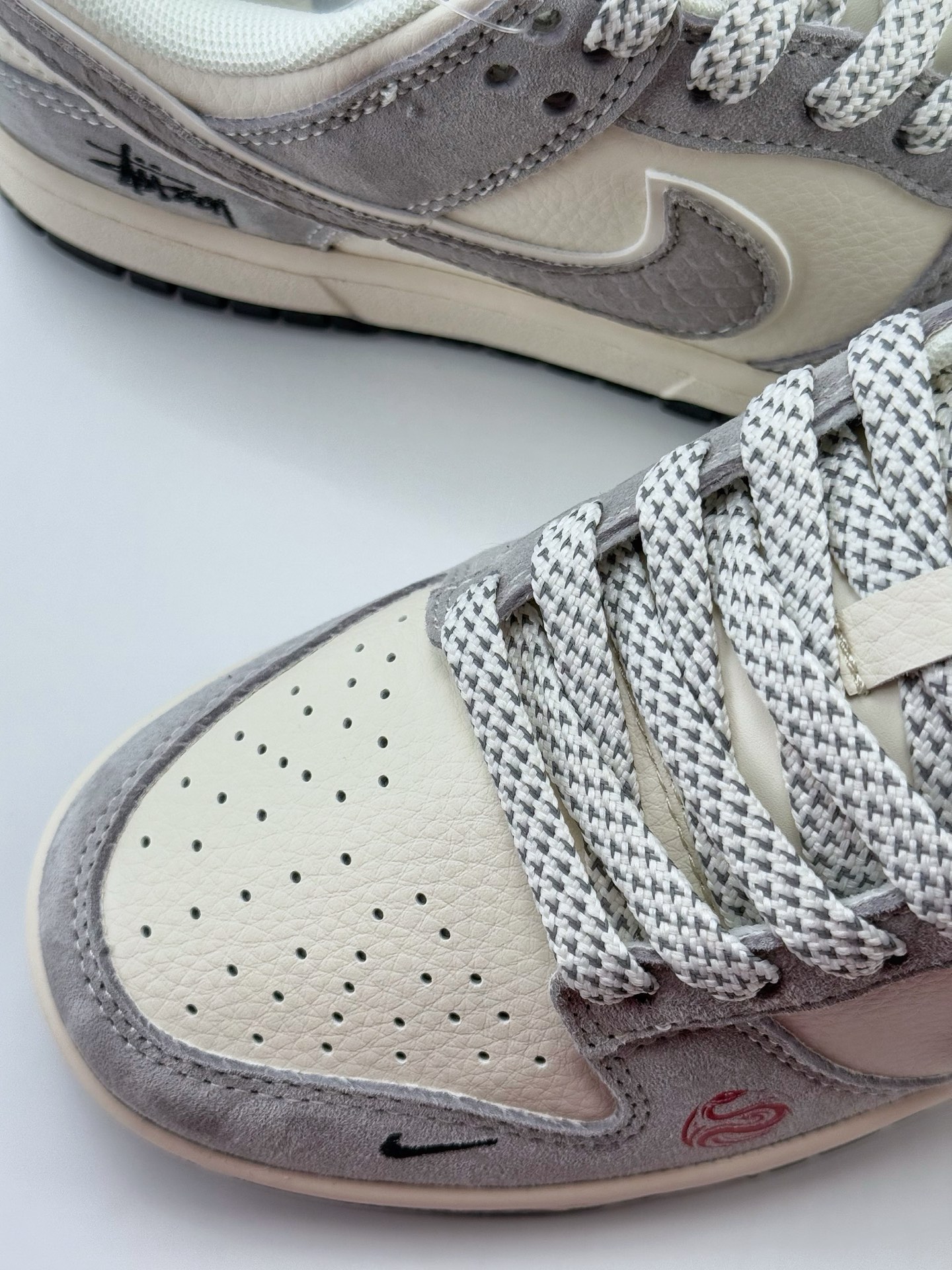 Nike SB Dunk Low x Stussy 白灰小钩满天星  XX3168-117