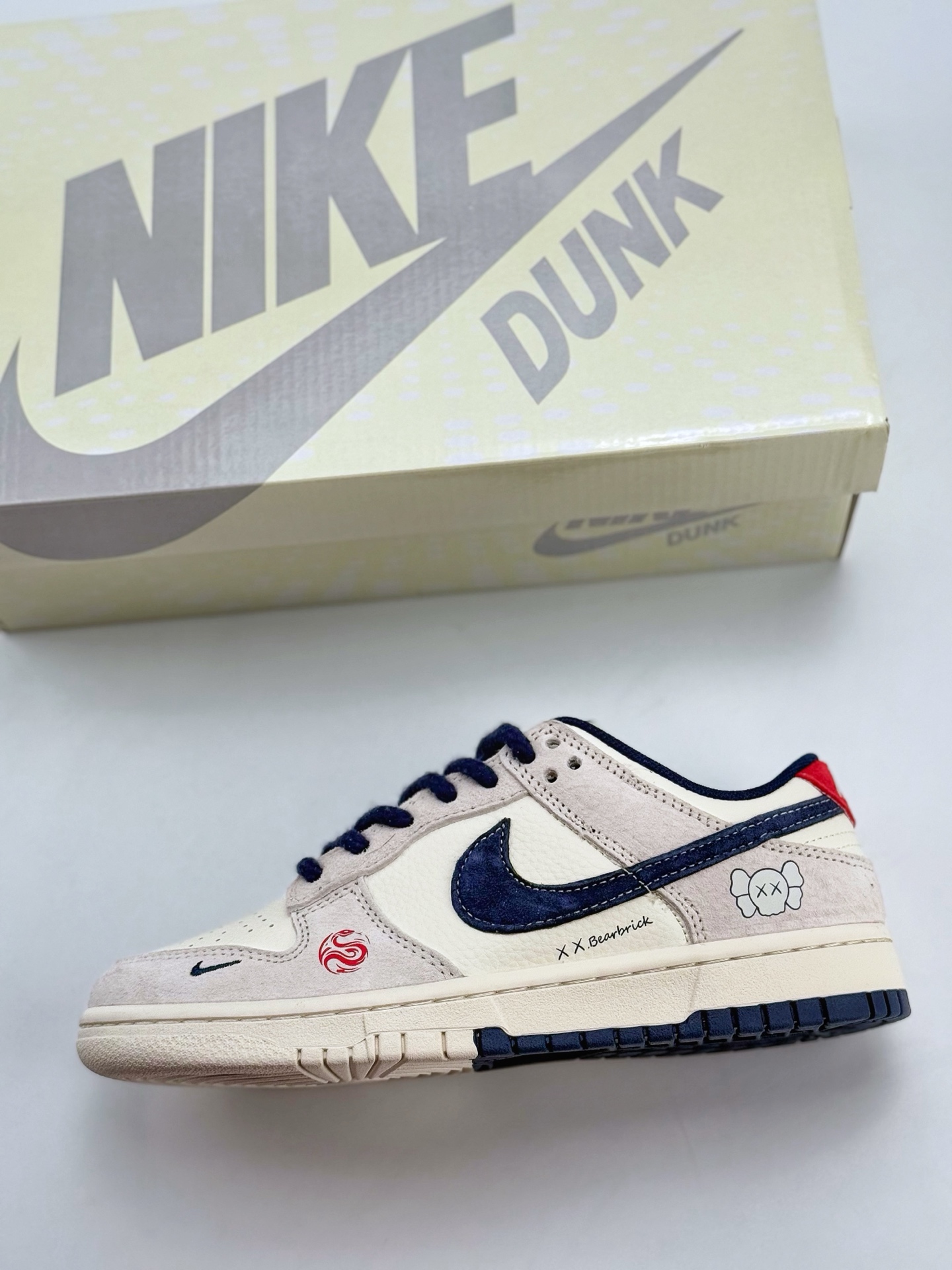 Nike SB Dunk Low x Bearbrick XX涂鸦 灰蓝小钩麻绳  YX5066-249