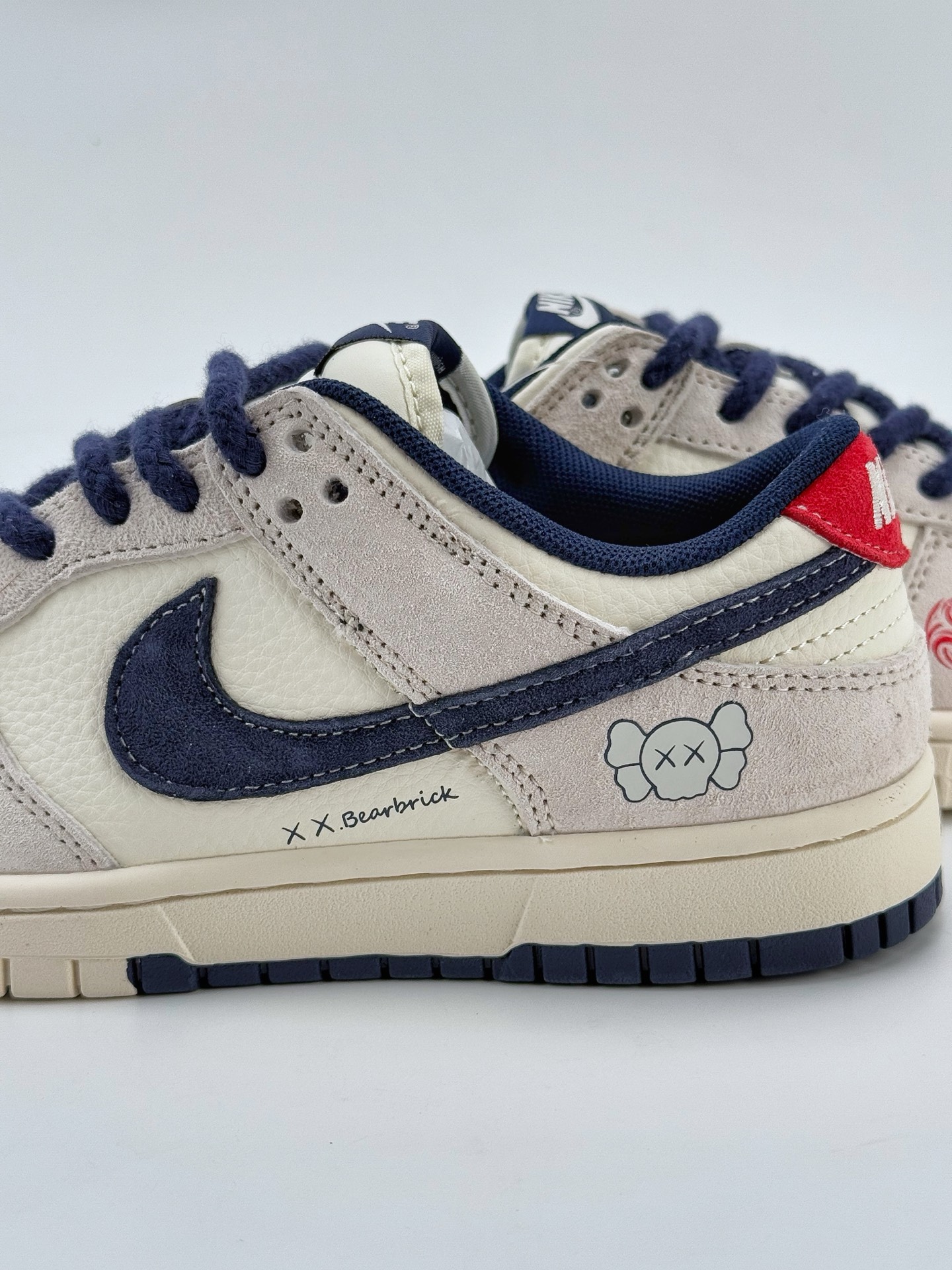 Nike SB Dunk Low x Bearbrick XX涂鸦 灰蓝小钩麻绳  YX5066-249