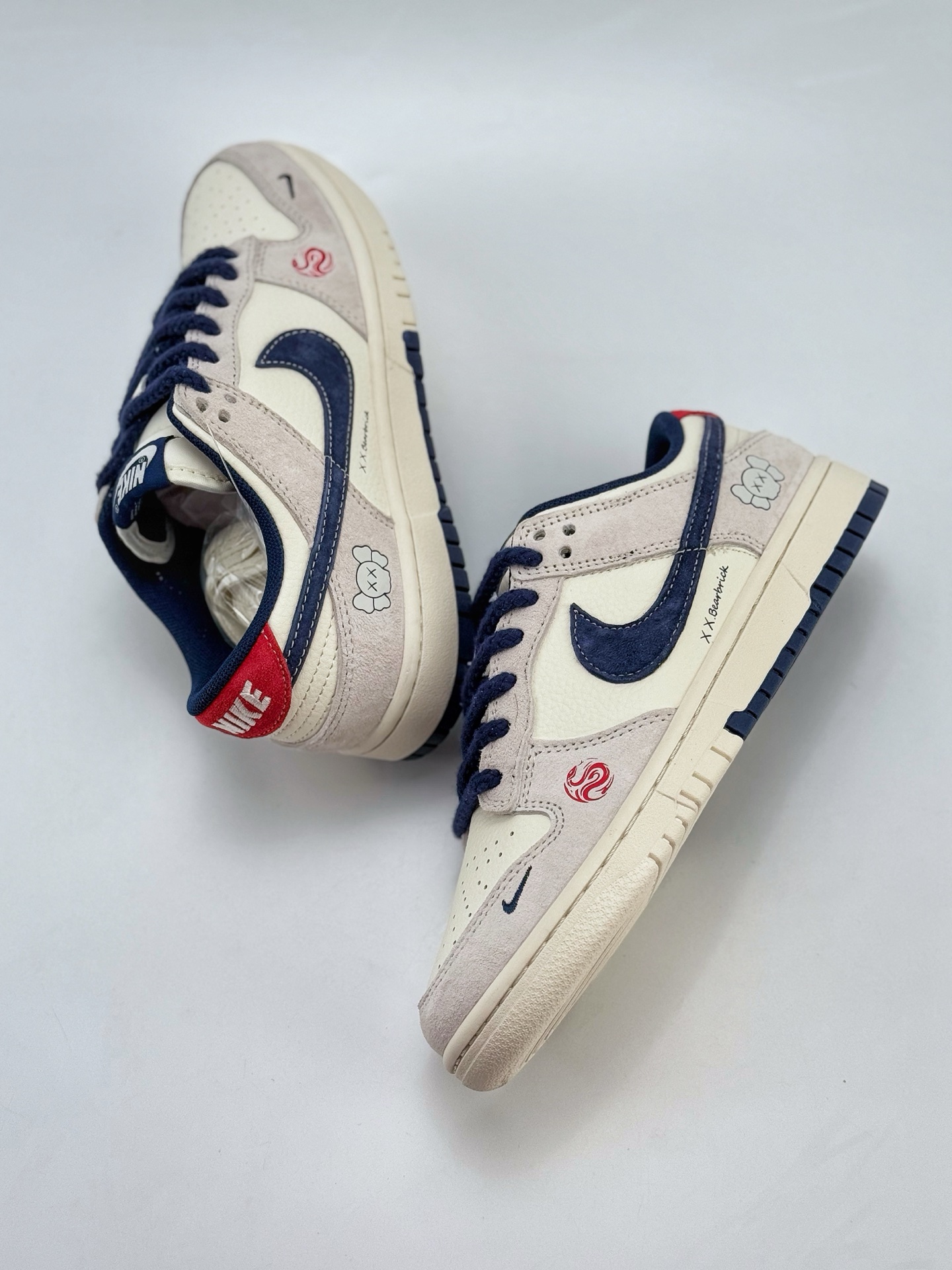 Nike SB Dunk Low x Bearbrick XX涂鸦 灰蓝小钩麻绳  YX5066-249
