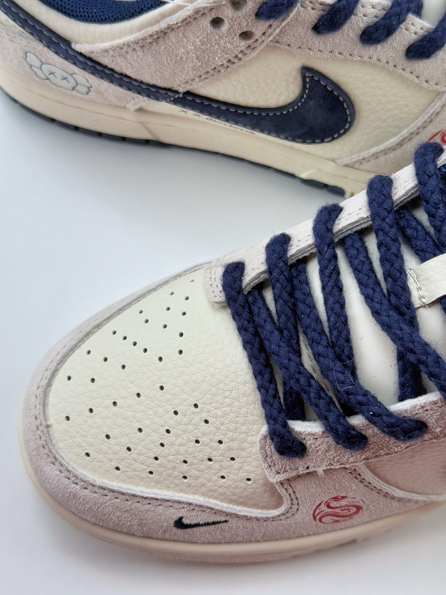 Nike SB Dunk Low x Bearbrick XX涂鸦 灰蓝小钩麻绳  YX5066-249