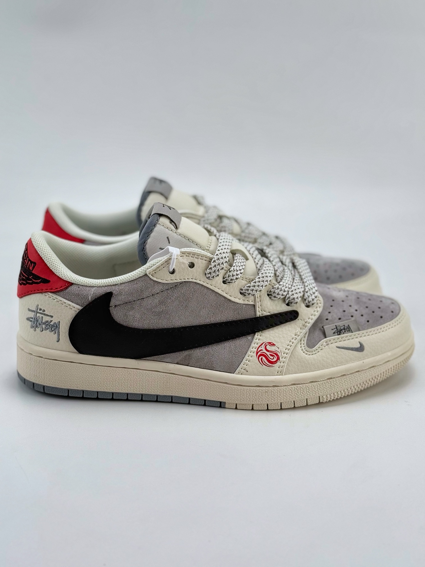 Travis Scott x Nike Air Jordan 1 Low x Stussy Air Jordan 1 Low 反转白黑小钩翻毛倒钩 SJ2068-142