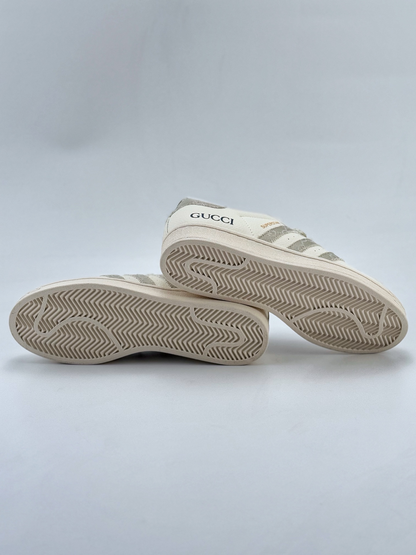 AD Originals Superstar x GUCCI 白灰满天星  BZ2511