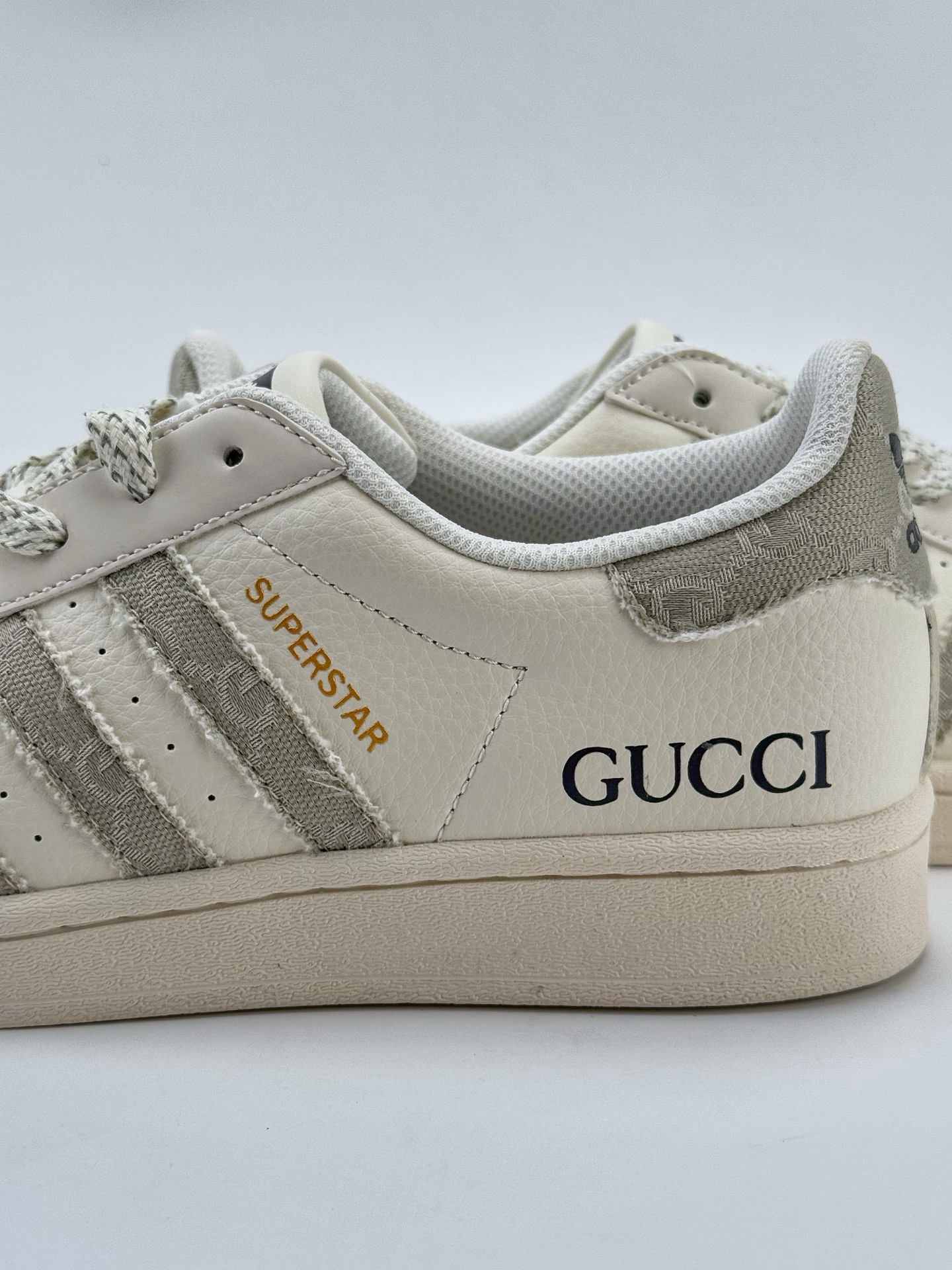 AD Originals Superstar x GUCCI 白灰满天星  BZ2511
