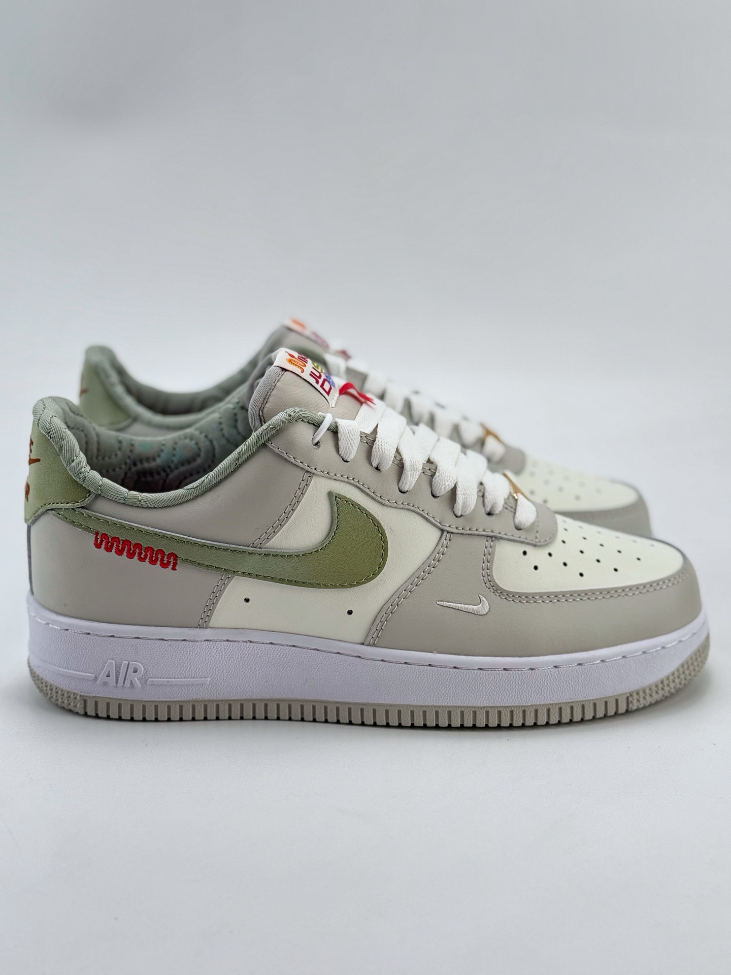 Nike Air Force 1 Low 07 Year of the Snake 蛇年白浅绿 HV6000-131