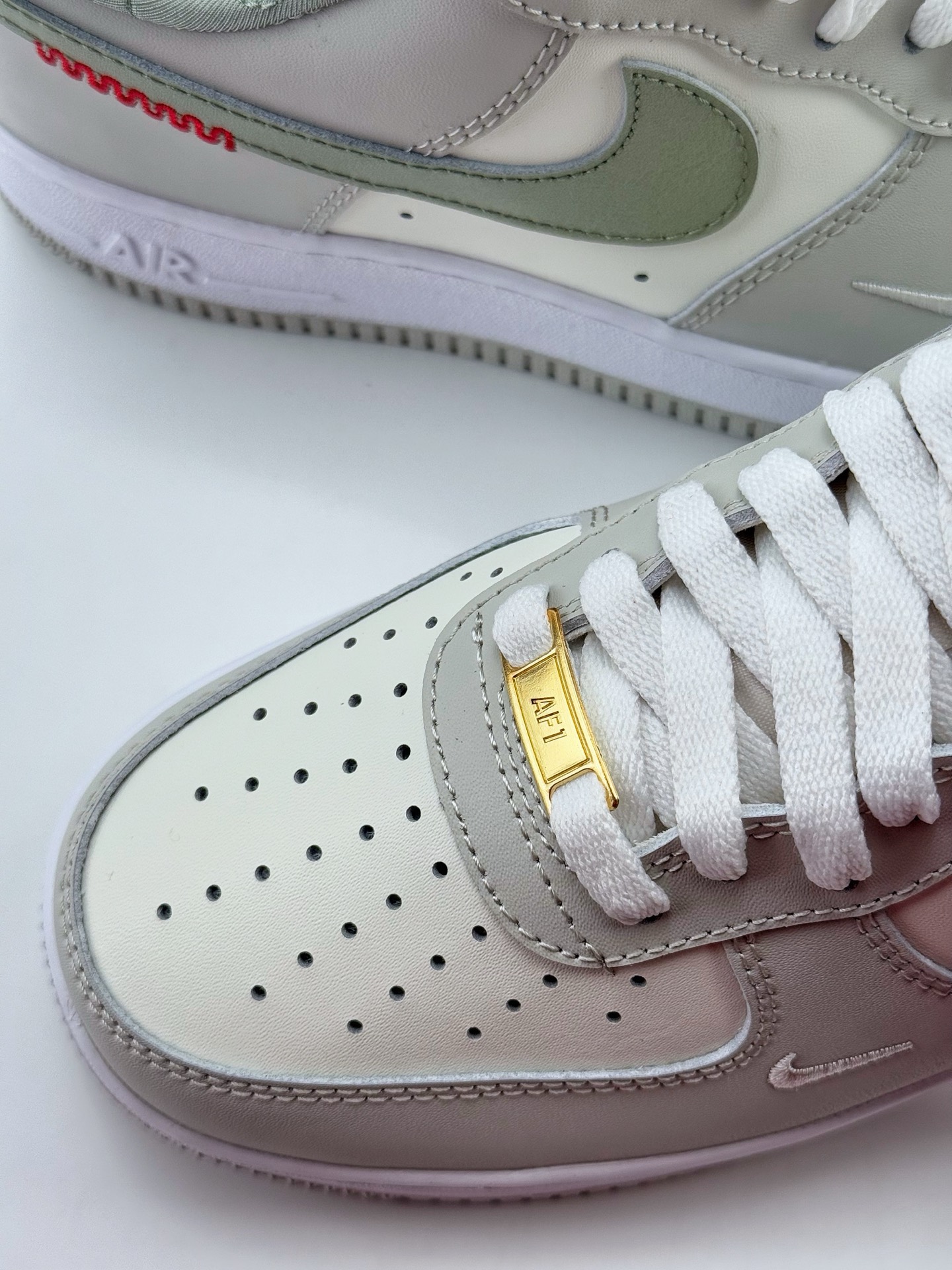 Nike Air Force 1 Low 07 Year of the Snake 蛇年白浅绿 HV6000-131