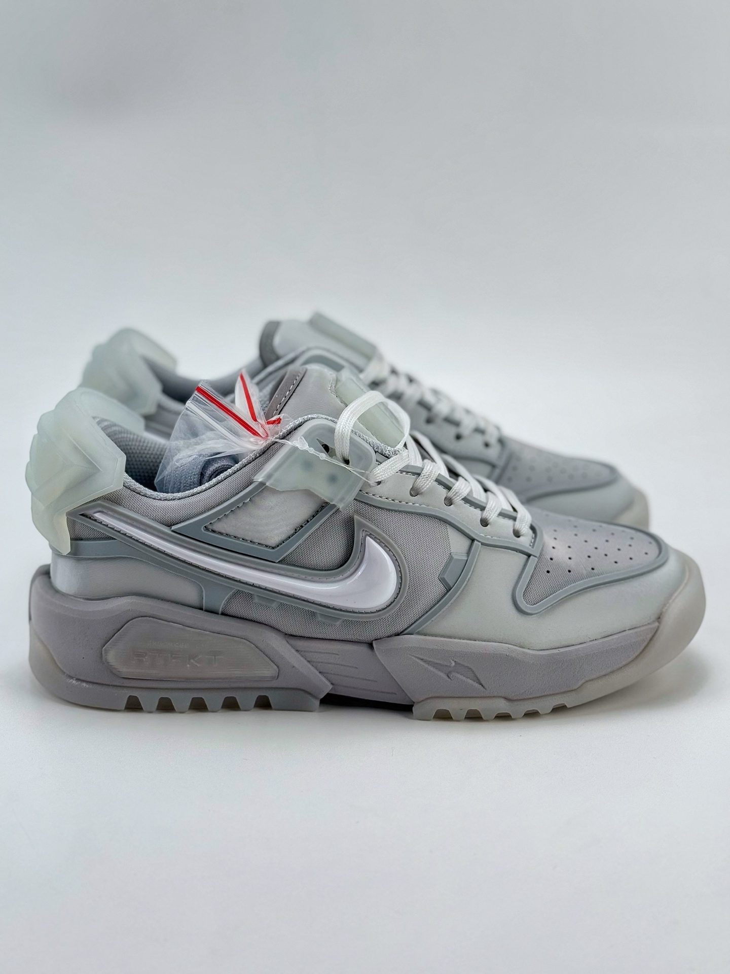 Nike Dunk x RTFKT Genesis ”Ghost” 灰色  HQ3034-001