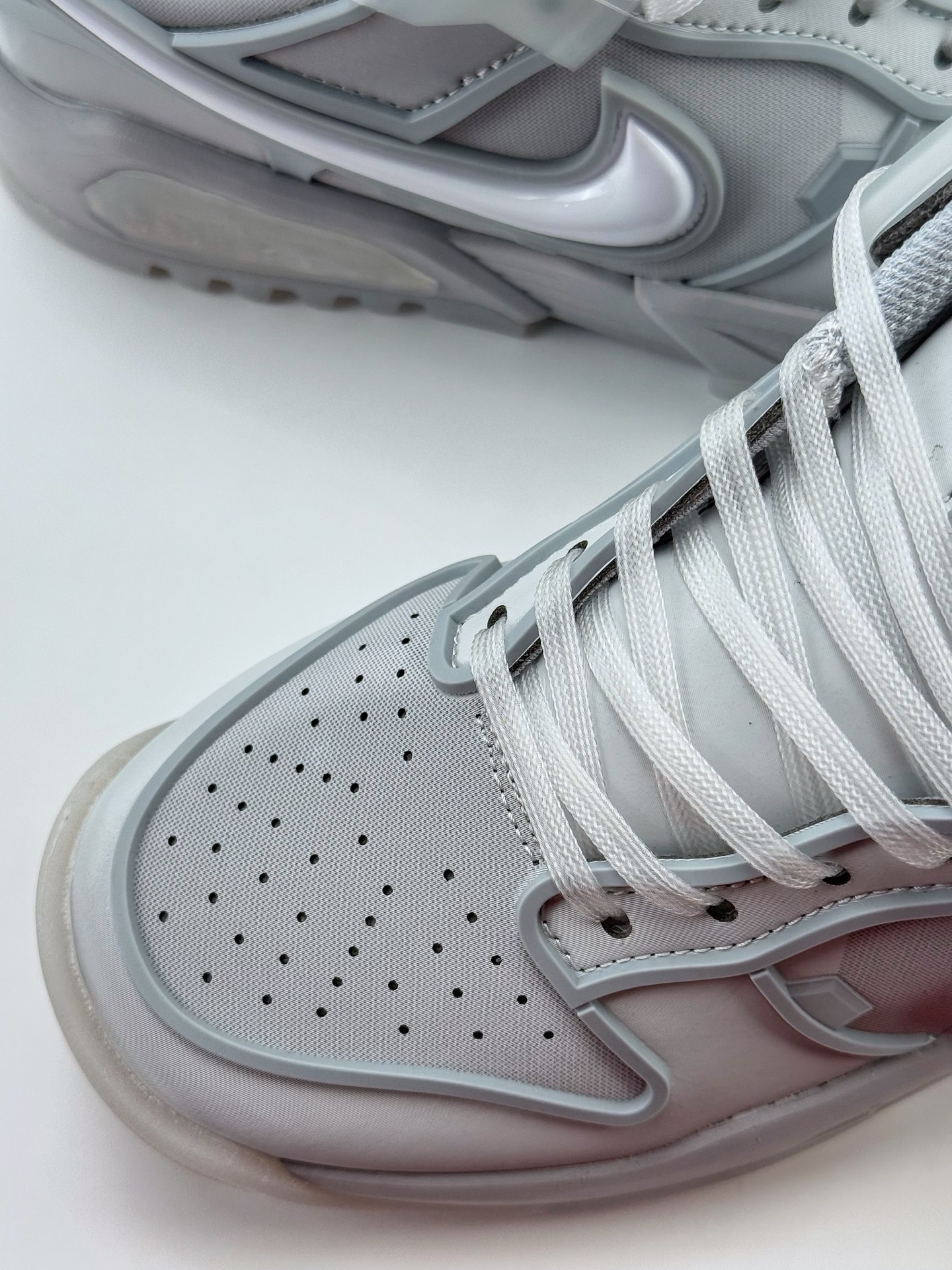 Nike Dunk x RTFKT Genesis ”Ghost” 灰色  HQ3034-001