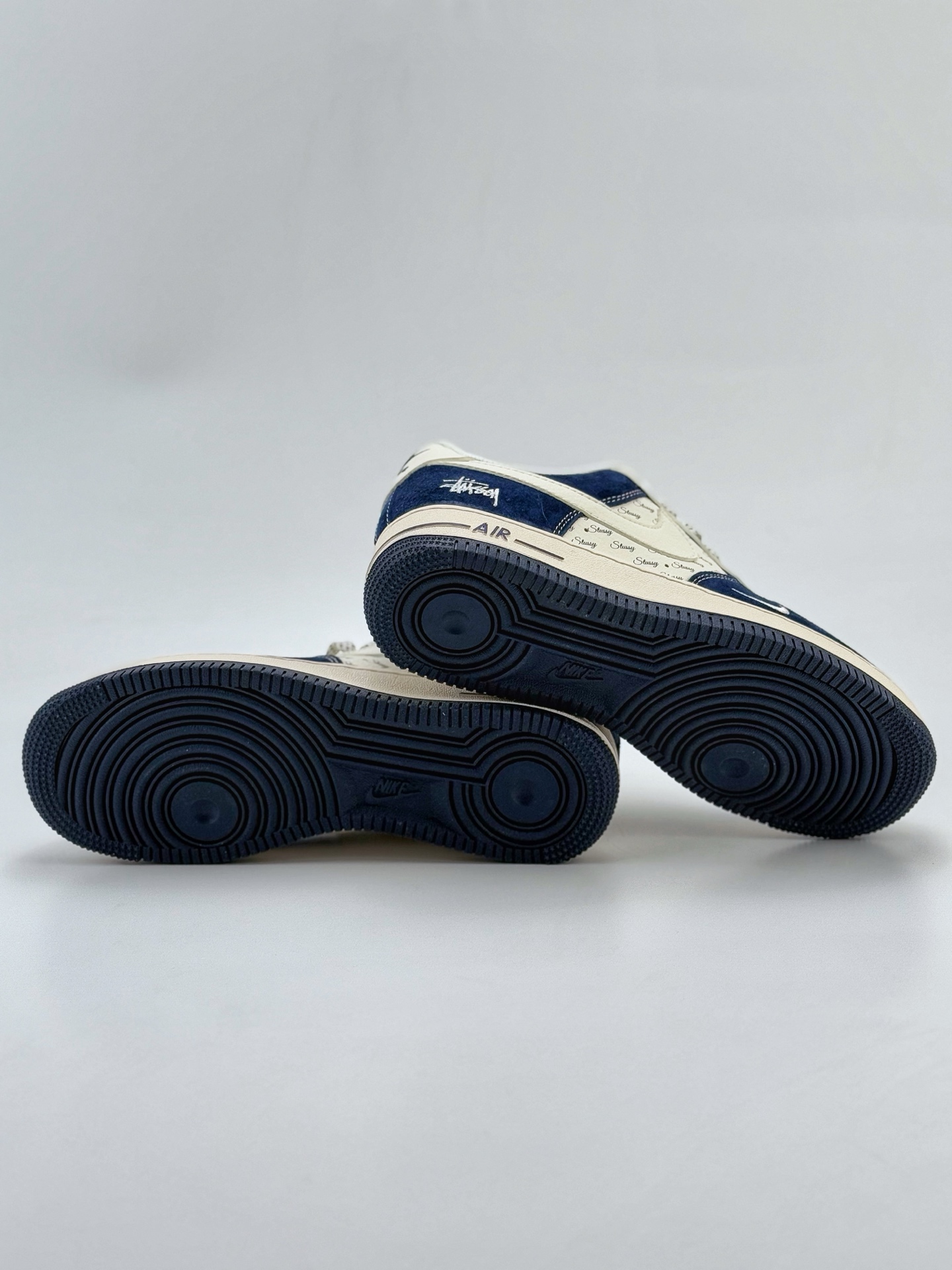 Nike Air Force 1 Low 07 x Stussy 白蓝小钩满天星 XZ6188-673