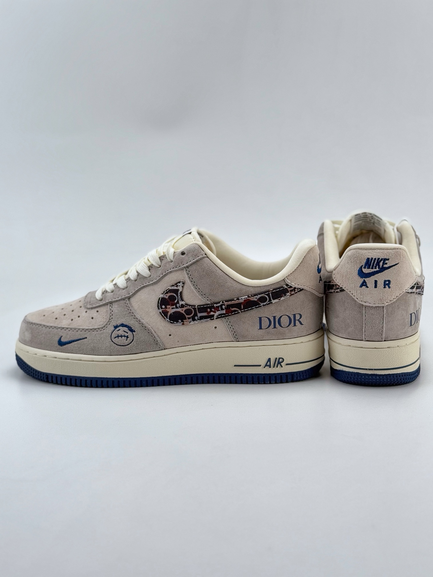 Nike Air Force 1 Low 07 x Travis Scott x DIOR 灰蓝小钩  KK1988-044