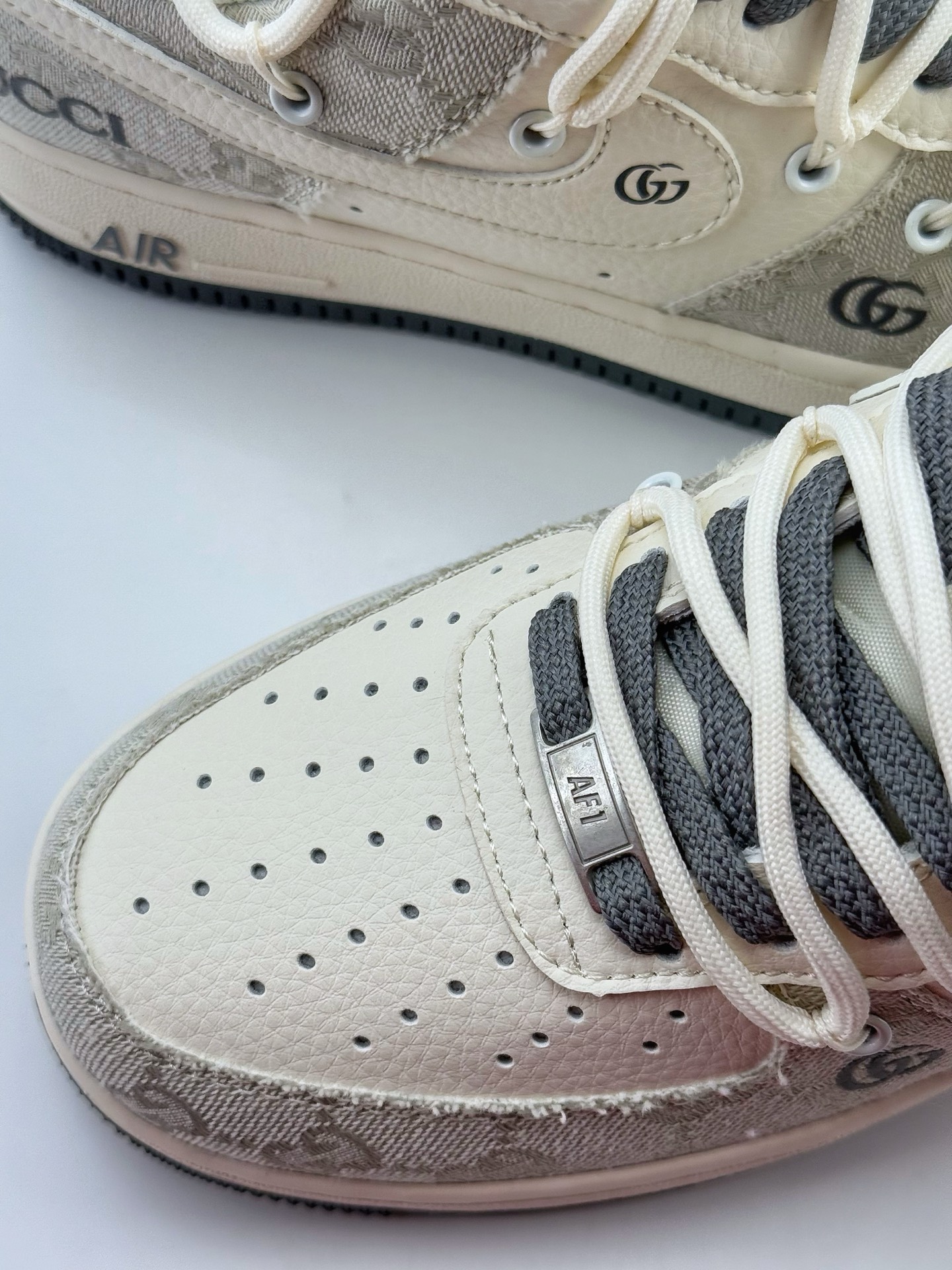 Nike Air Force 1 Low 07 x GUCCI 白灰绑带满天星 SJ1198-105