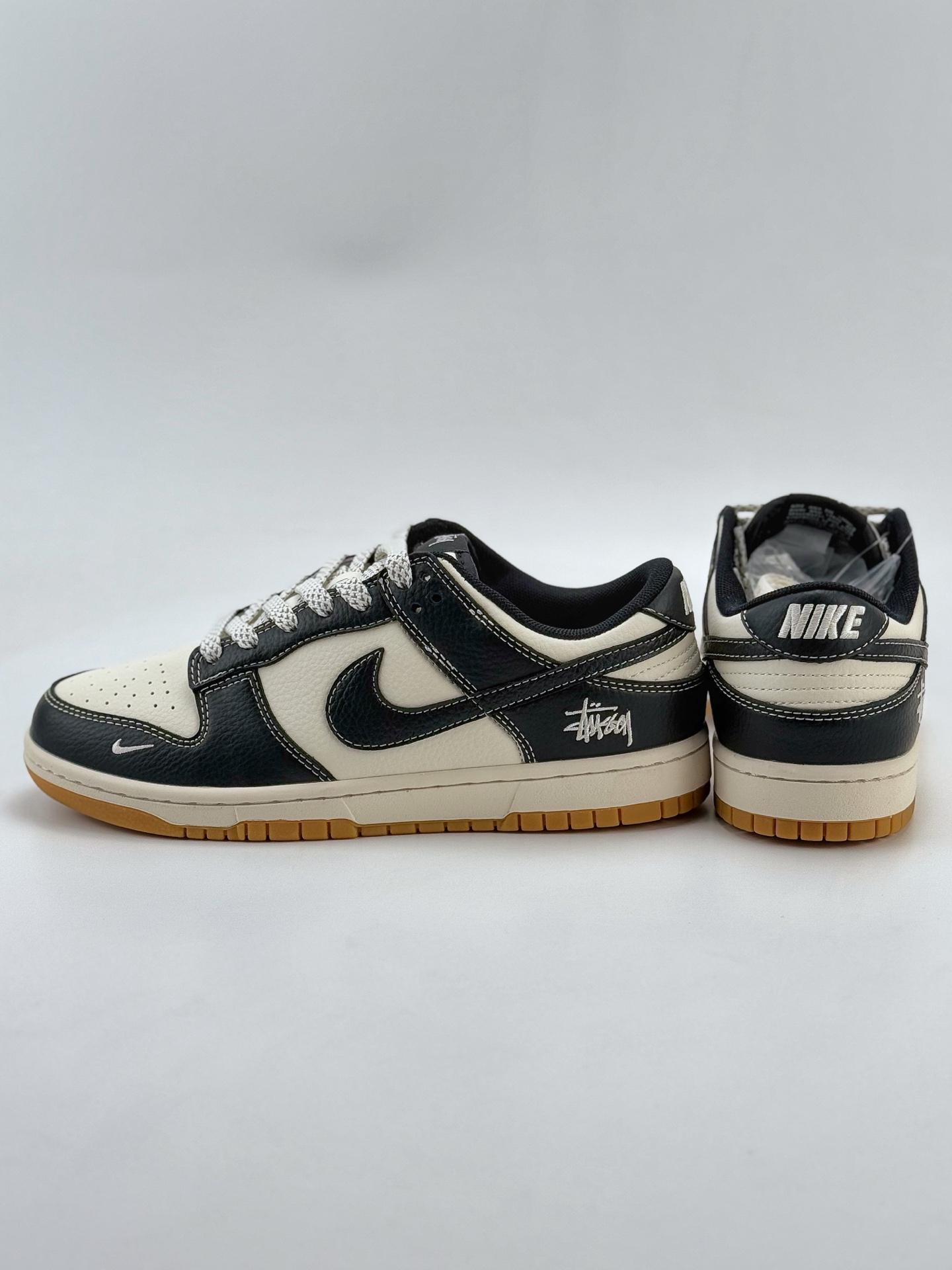 Nike SB Dunk Low x Stussy 黑白小钩满天星  XX3168-120