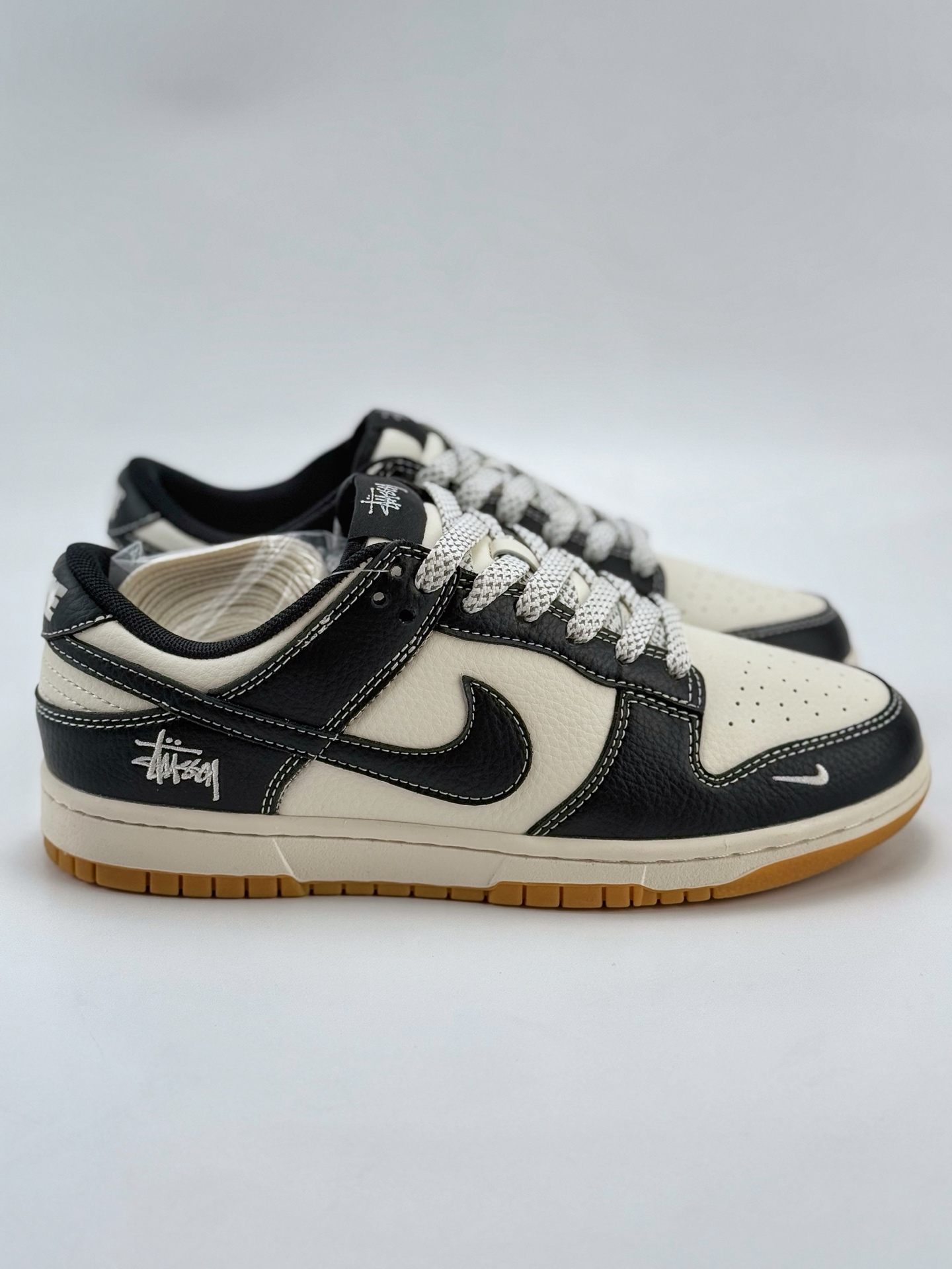Nike SB Dunk Low x Stussy 黑白小钩满天星  XX3168-120