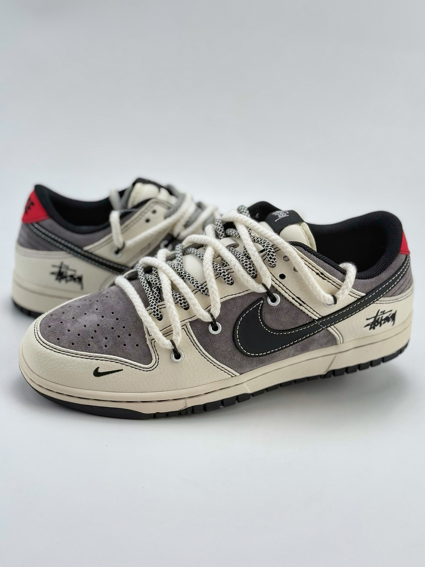 Nike SB Dunk Low x Stussy 白黑灰小钩绑带满天星  YX5066-208