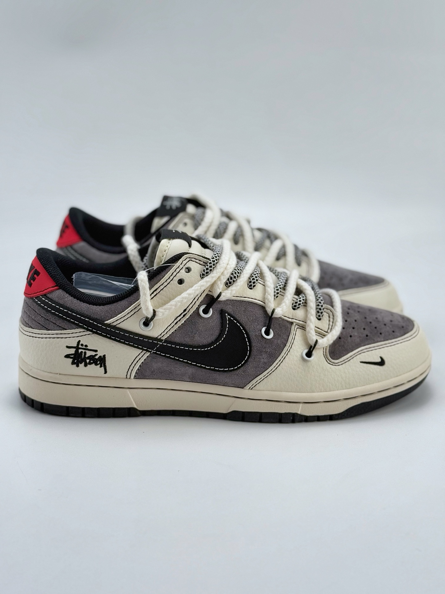 Nike SB Dunk Low x Stussy 白黑灰小钩绑带满天星  YX5066-208