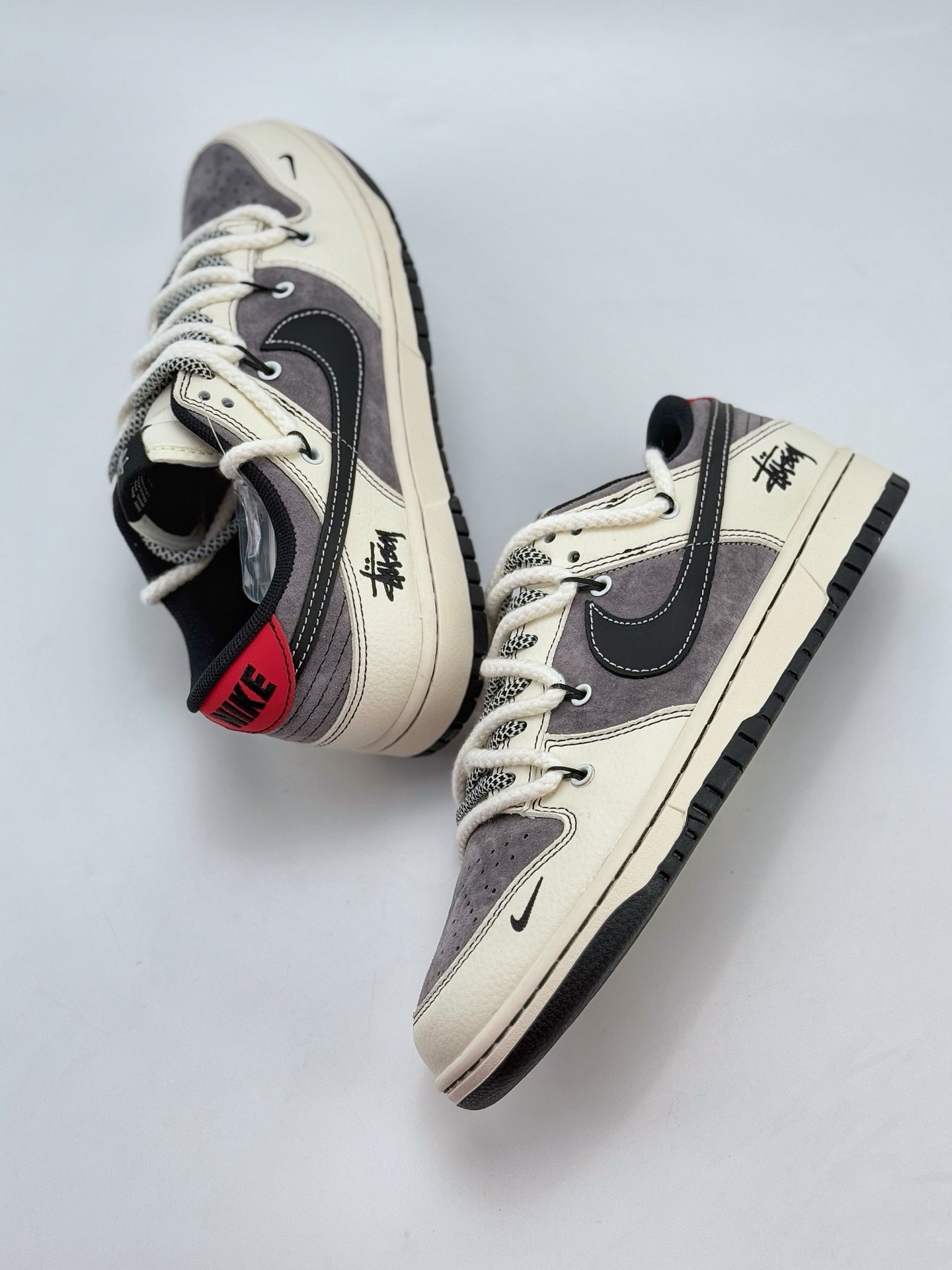 Nike SB Dunk Low x Stussy 白黑灰小钩绑带满天星  YX5066-208