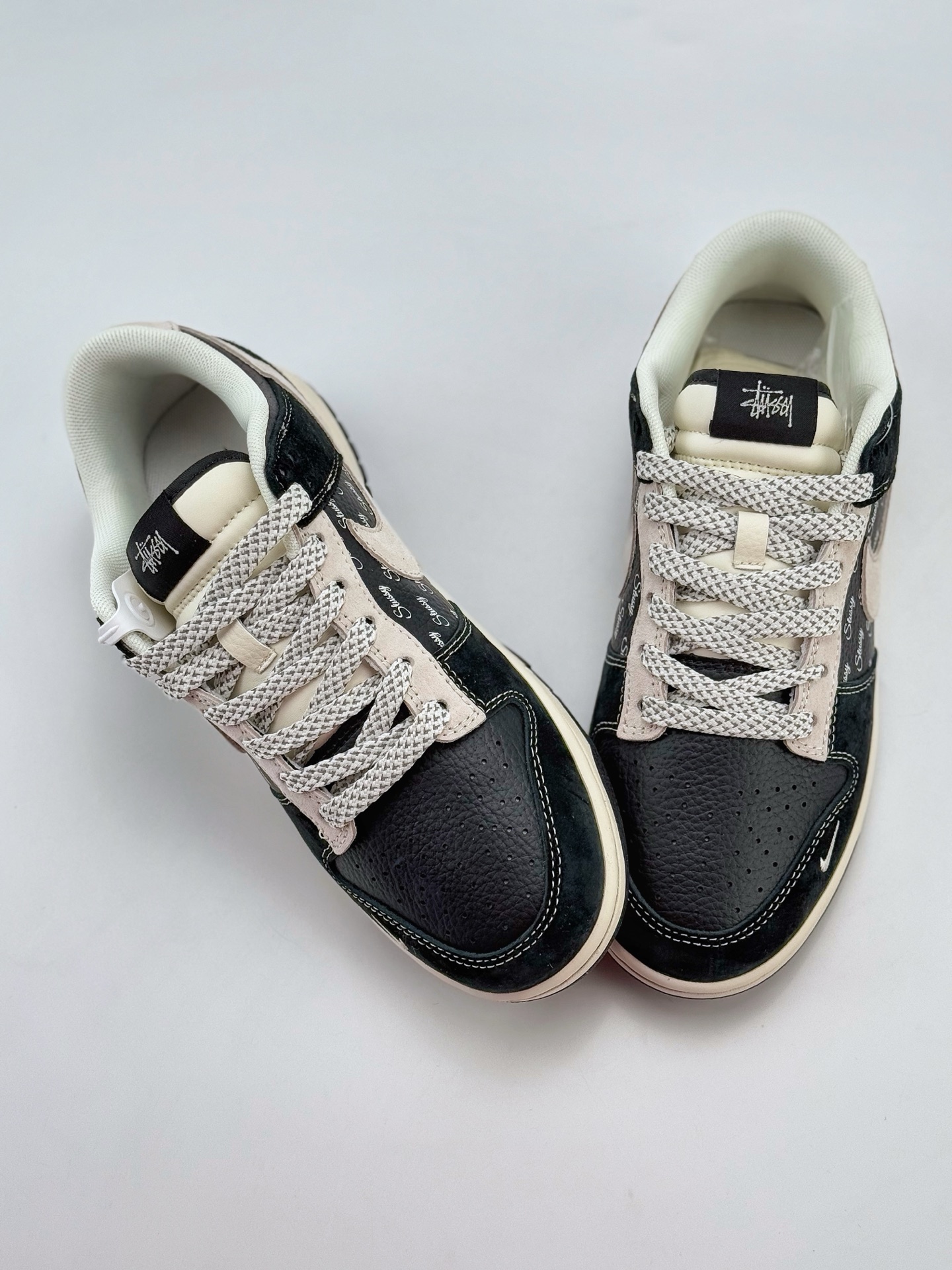 Nike SB Dunk Low x Stussy 黑灰小钩满天星 XS1086-010