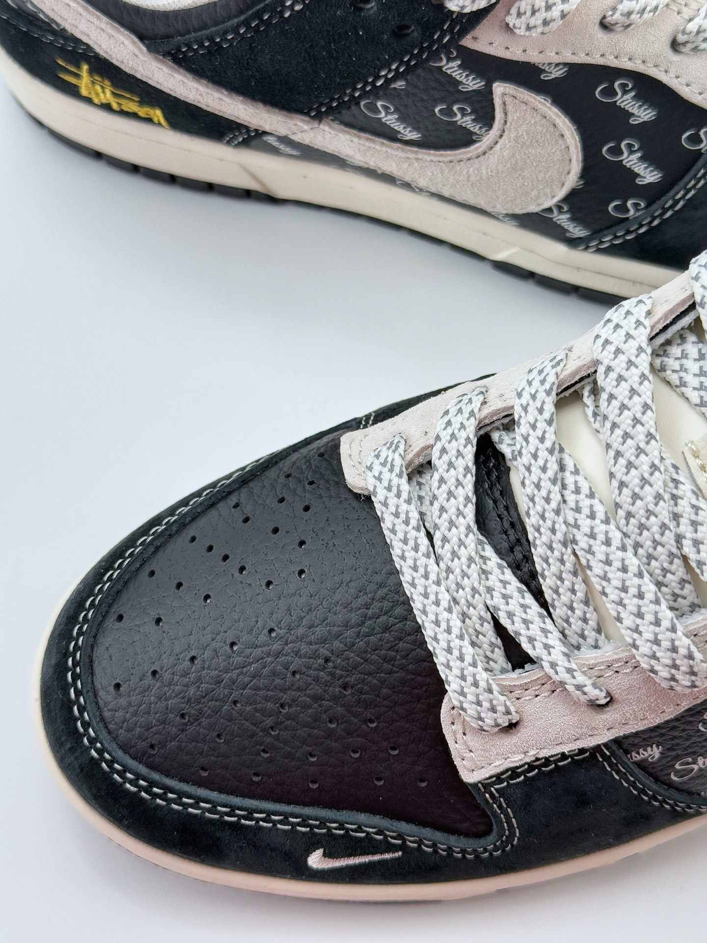 Nike SB Dunk Low x Stussy 黑灰小钩满天星 XS1086-010