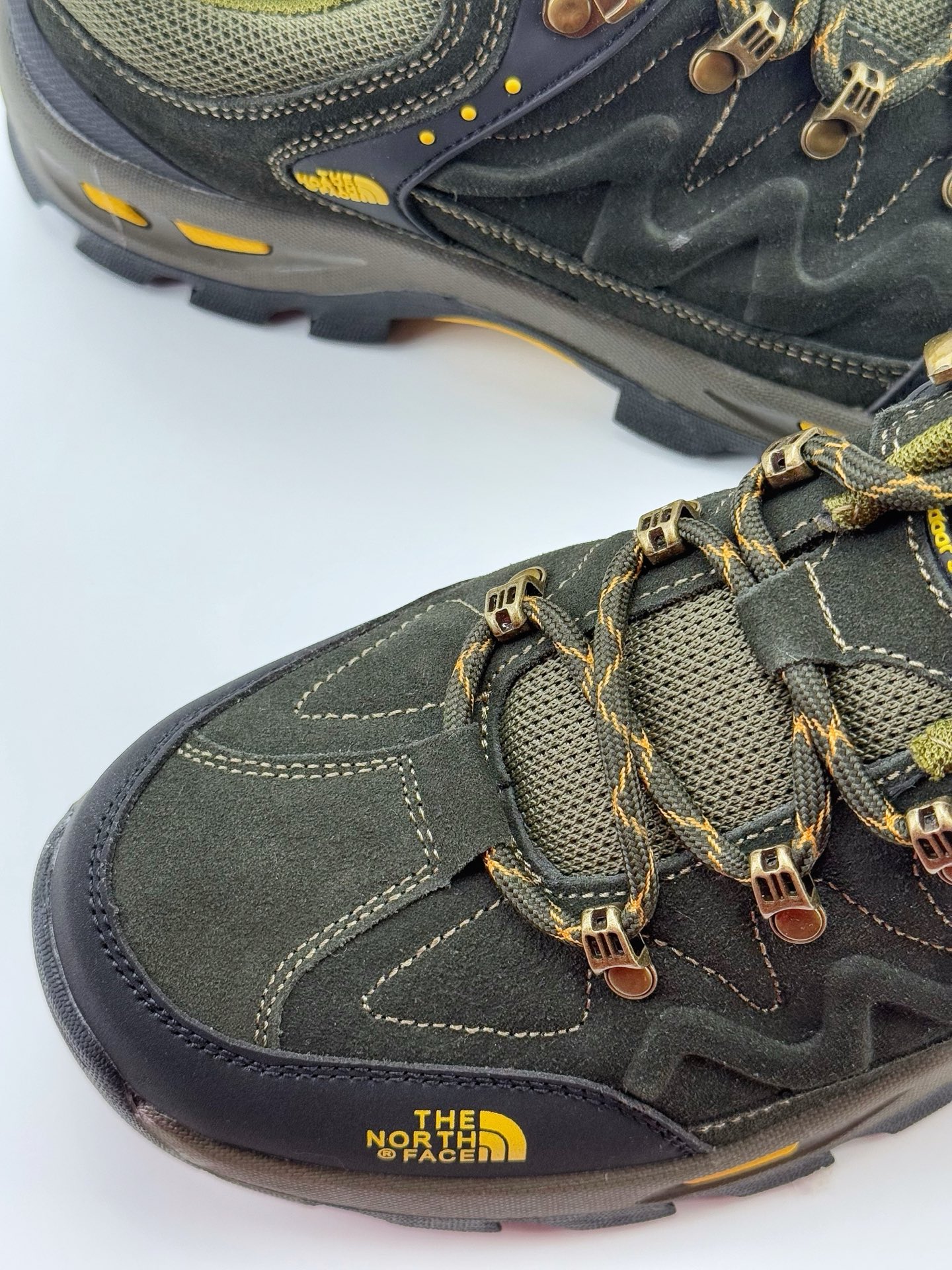 新货The North Face 北面 乐斯菲斯 户外运动休闲登山鞋越野徒步鞋