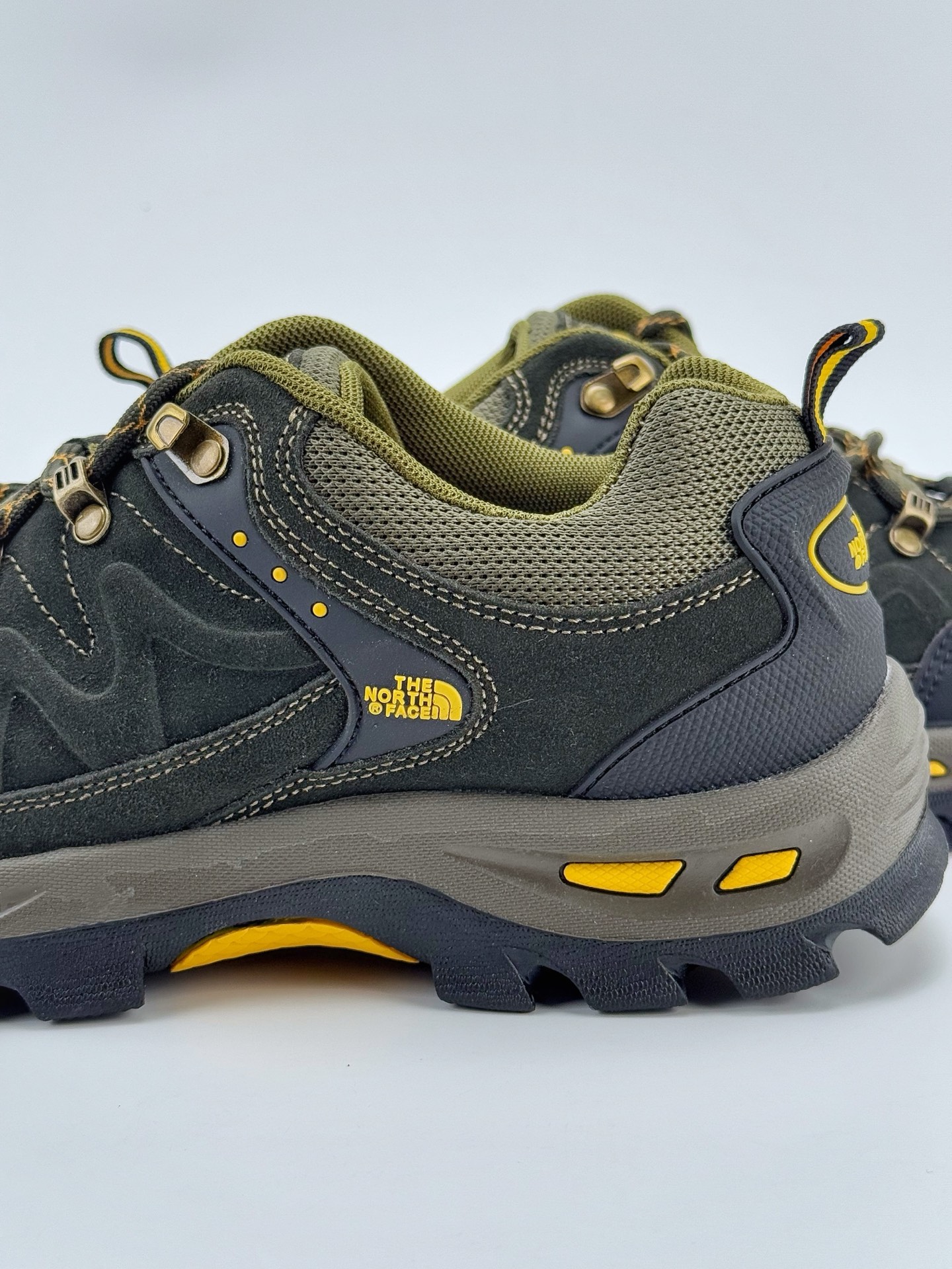 新货The North Face 北面 乐斯菲斯 户外运动休闲登山鞋越野徒步鞋