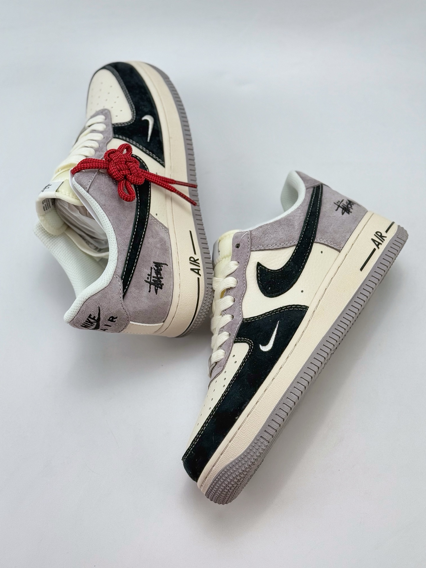 Nike Air Force 1 Low 07 x Stussy 白黑灰小钩 XZ6188-363