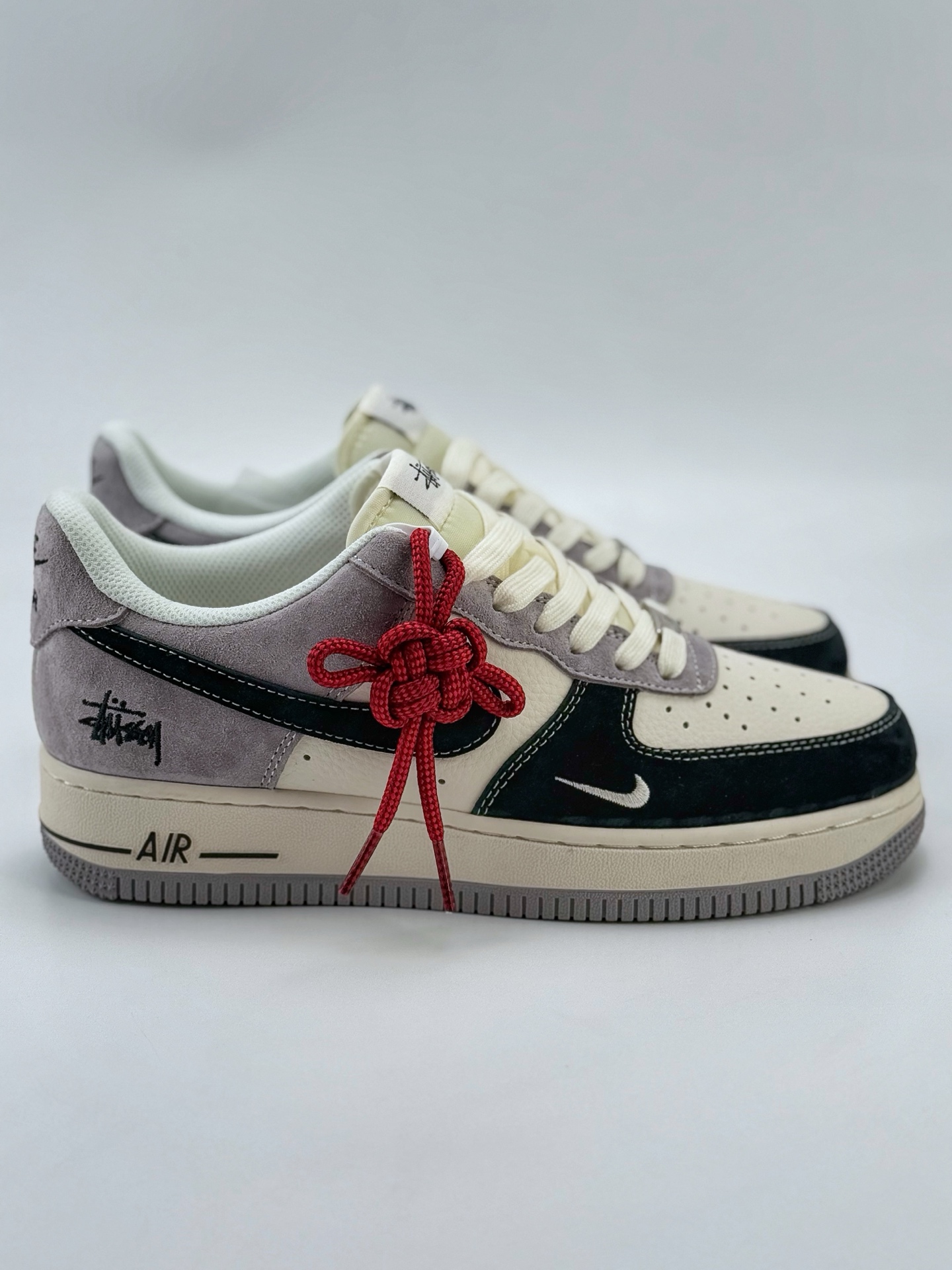 Nike Air Force 1 Low 07 x Stussy 白黑灰小钩 XZ6188-363