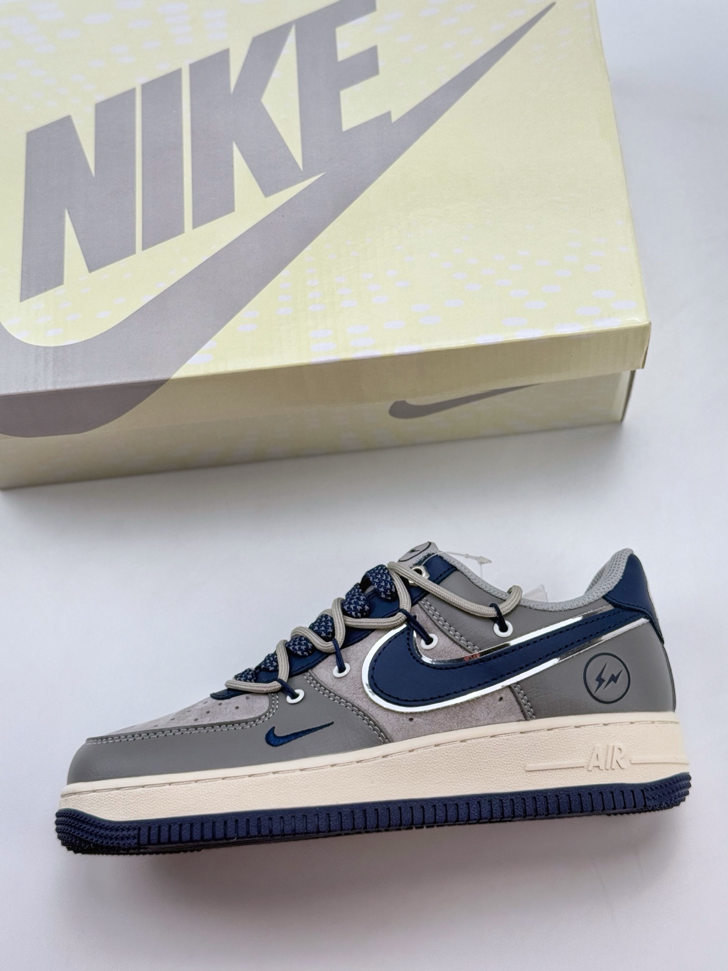 Nike Air Force 1 Low 07 x Fragment Design 灰蓝小钩绑带满天星  SJ1198-111