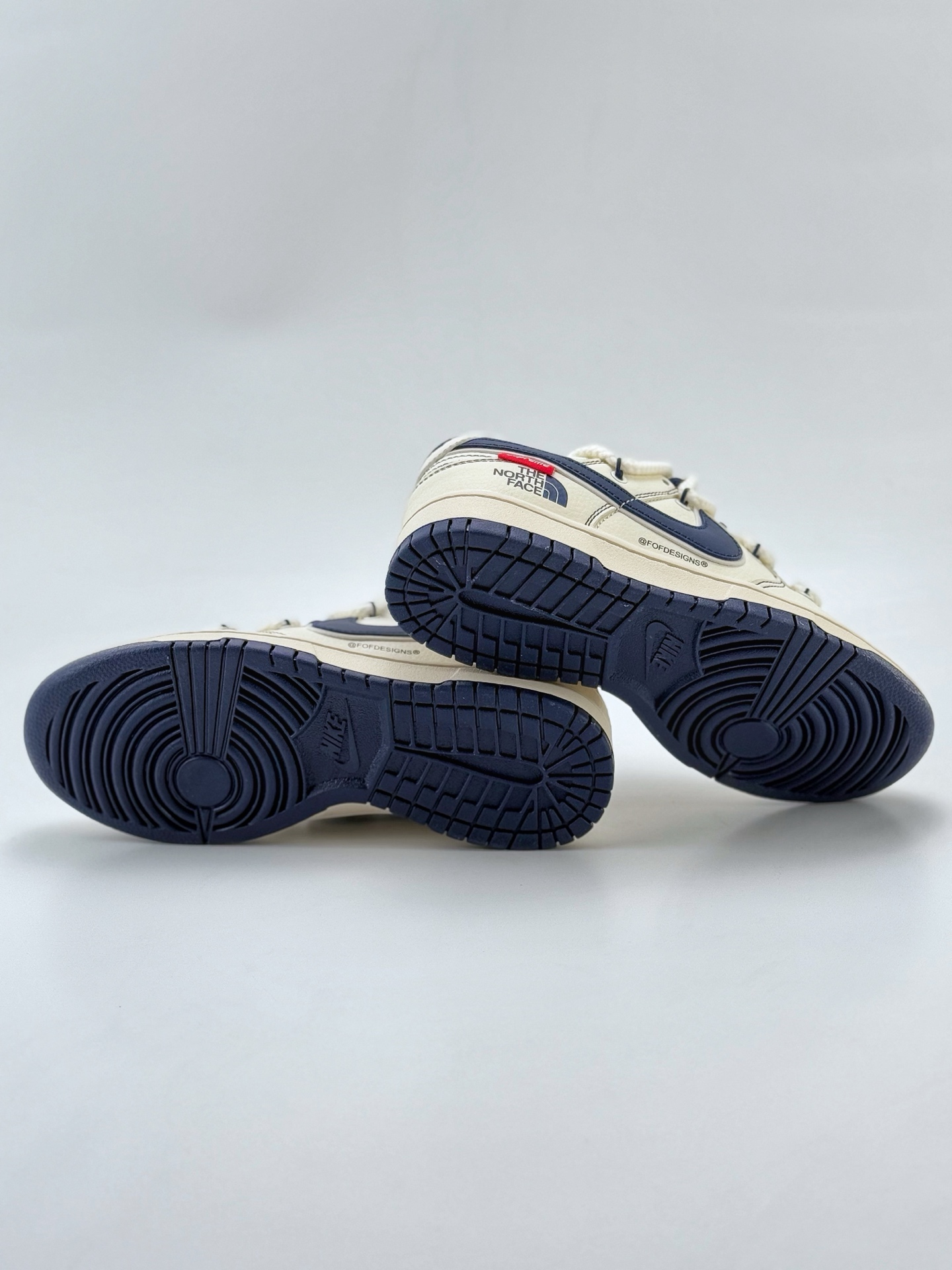 Nike SB Dunk Low x The North Face 白蓝小钩缝线绑带满天星  YX5066-262