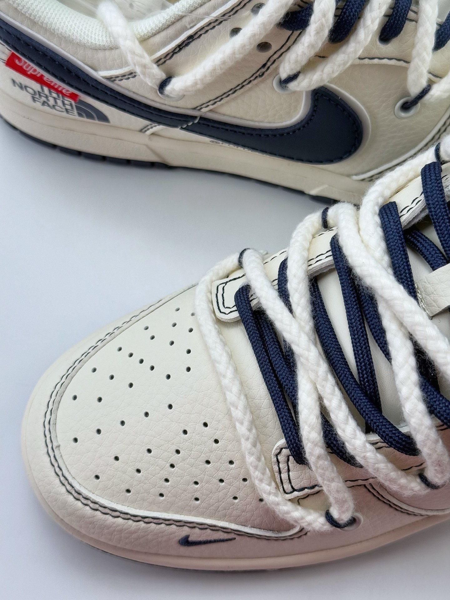 Nike SB Dunk Low x The North Face 白蓝小钩缝线绑带满天星  YX5066-262