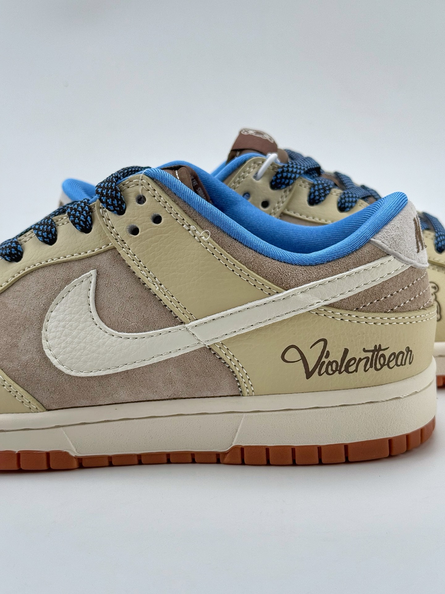 Nike SB Dunk Low 米棕蓝满天星  HD2258-601