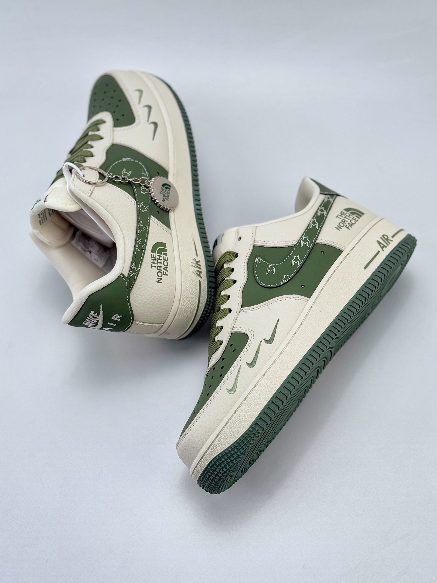 Nike Air Force 1 Low 07 x The North Face 白绿三小钩  KK1988-043