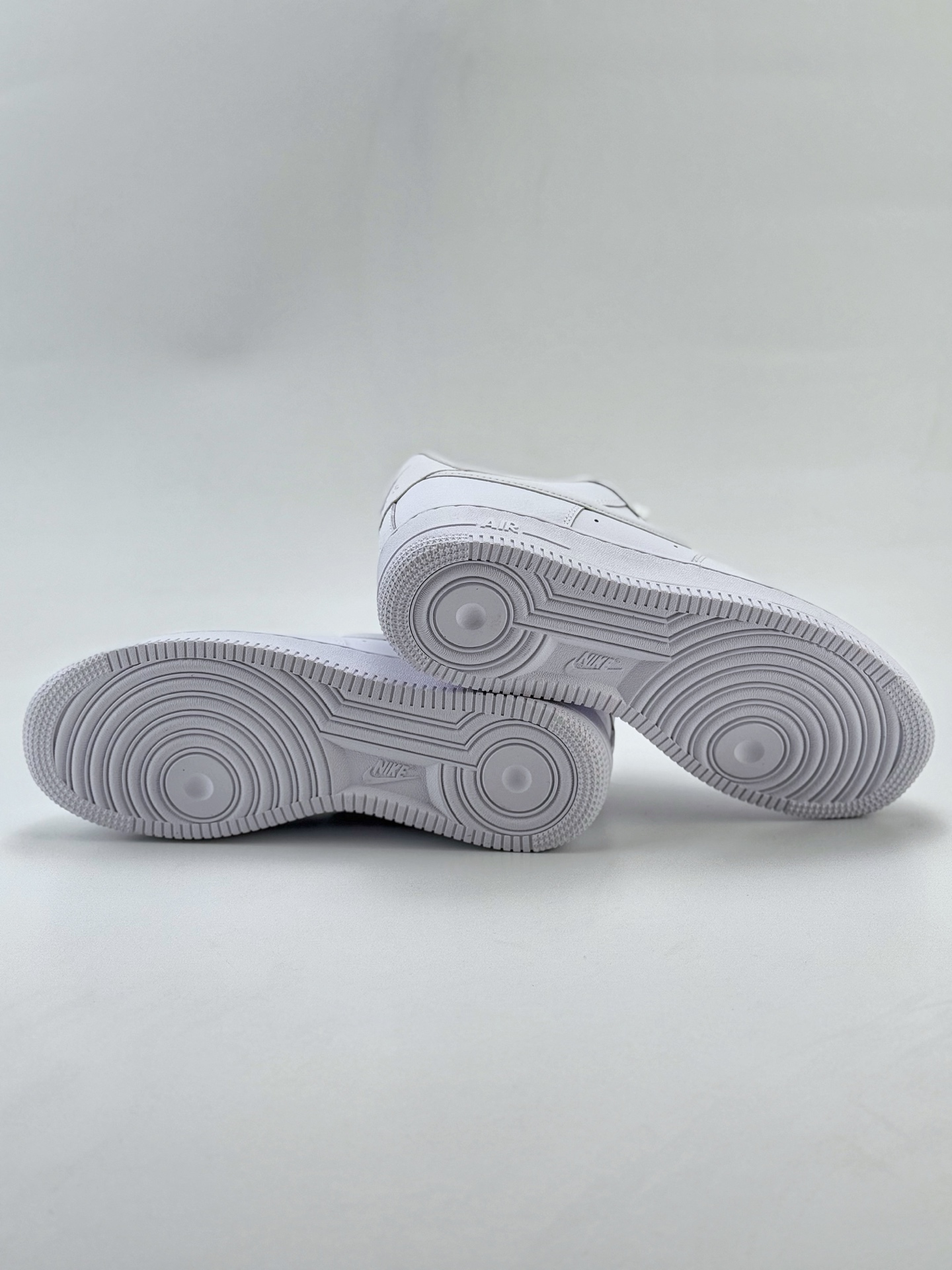 Nike Air Force 1 Low 07 金扣白低  HF2014-100