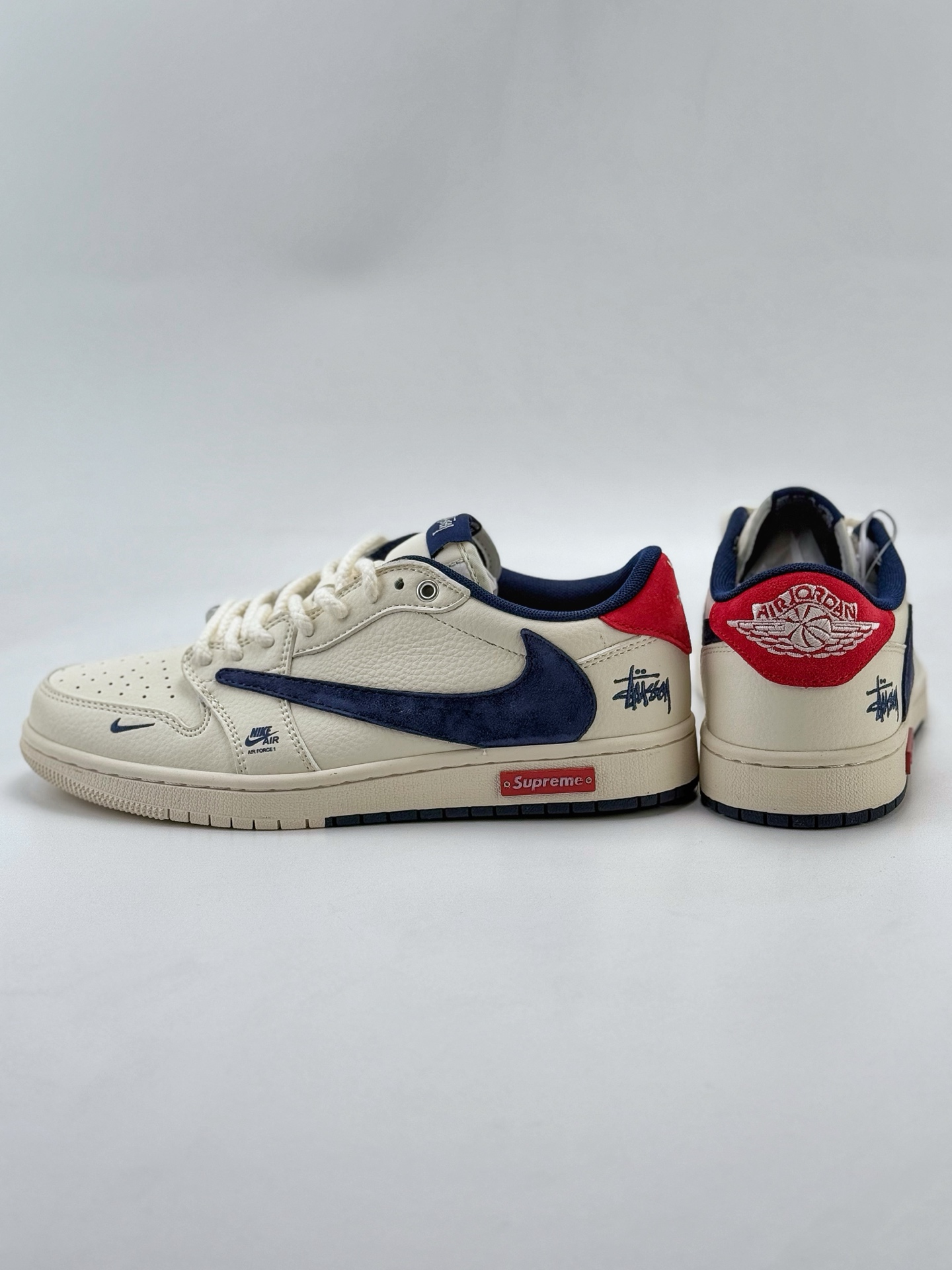 Travis Scott x Nike Air Jordan 1 Low x Stussy Air Jordan 1 Low 反转白红蓝小钩翻毛倒钩  SJ2068-147