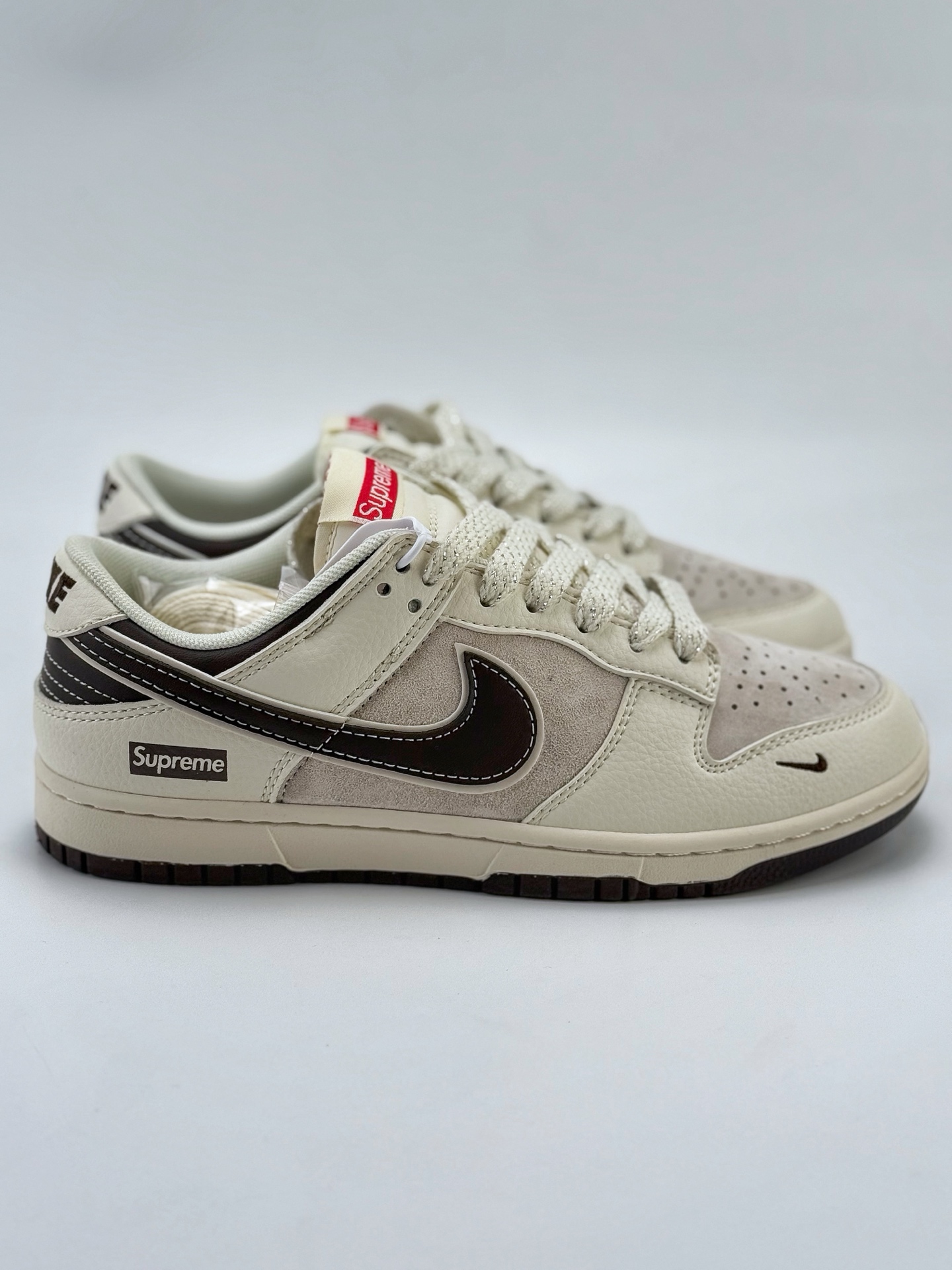 Nike SB Dunk Low x Supreme 白黑小钩满天星 XX9934-034