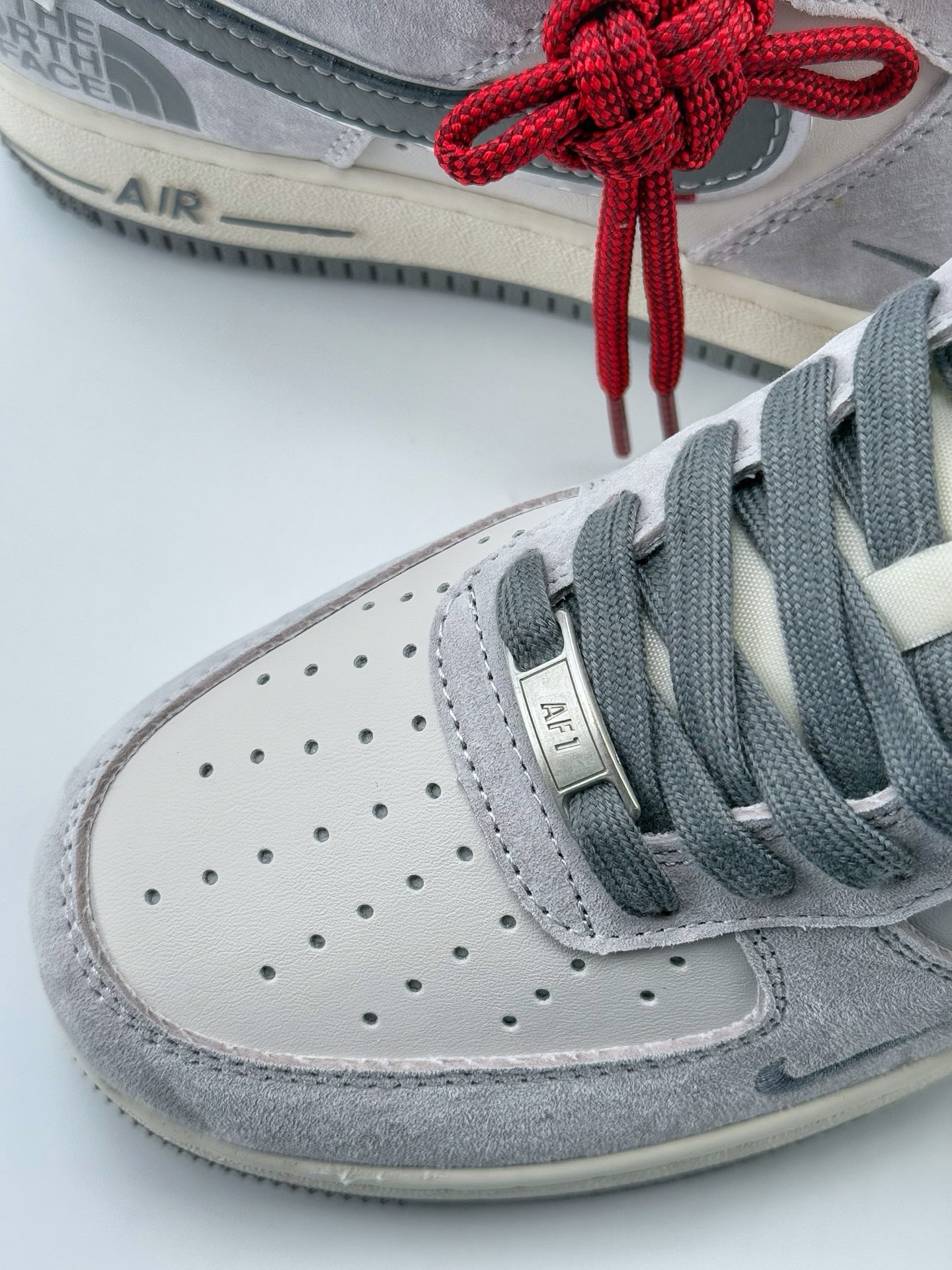 Nike Air Force 1 Low 07 x The North Face 白灰小钩 XZ6188-915