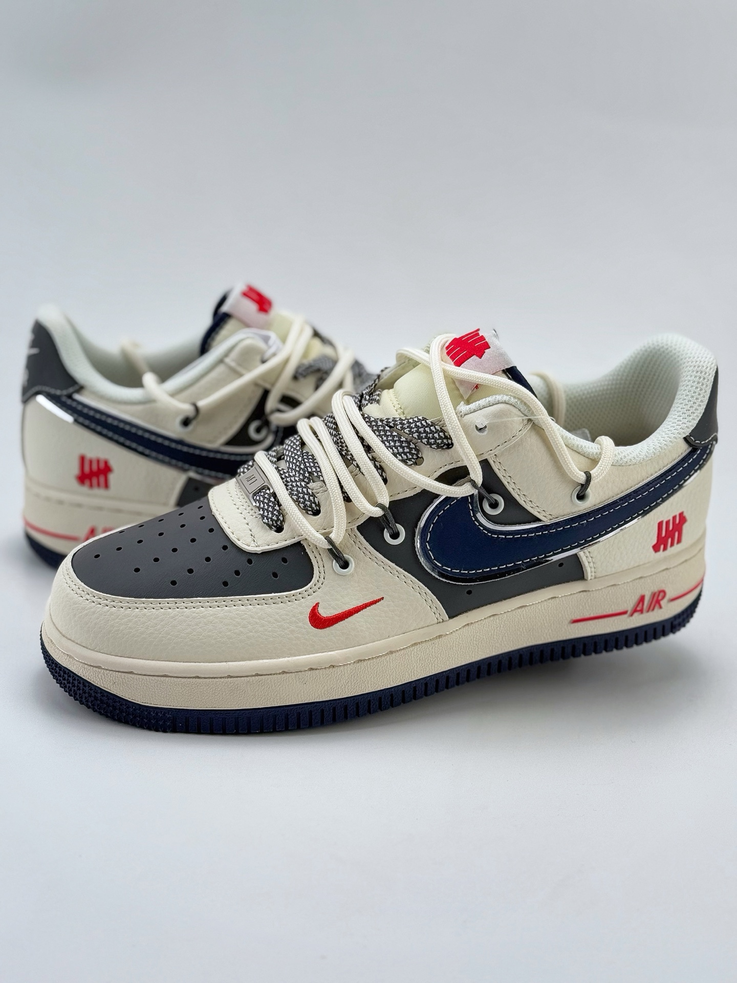 Nike Air Force 1 Low 07 x UNDEFEATED 白灰蓝小钩绑带满天星  SJ1198-103