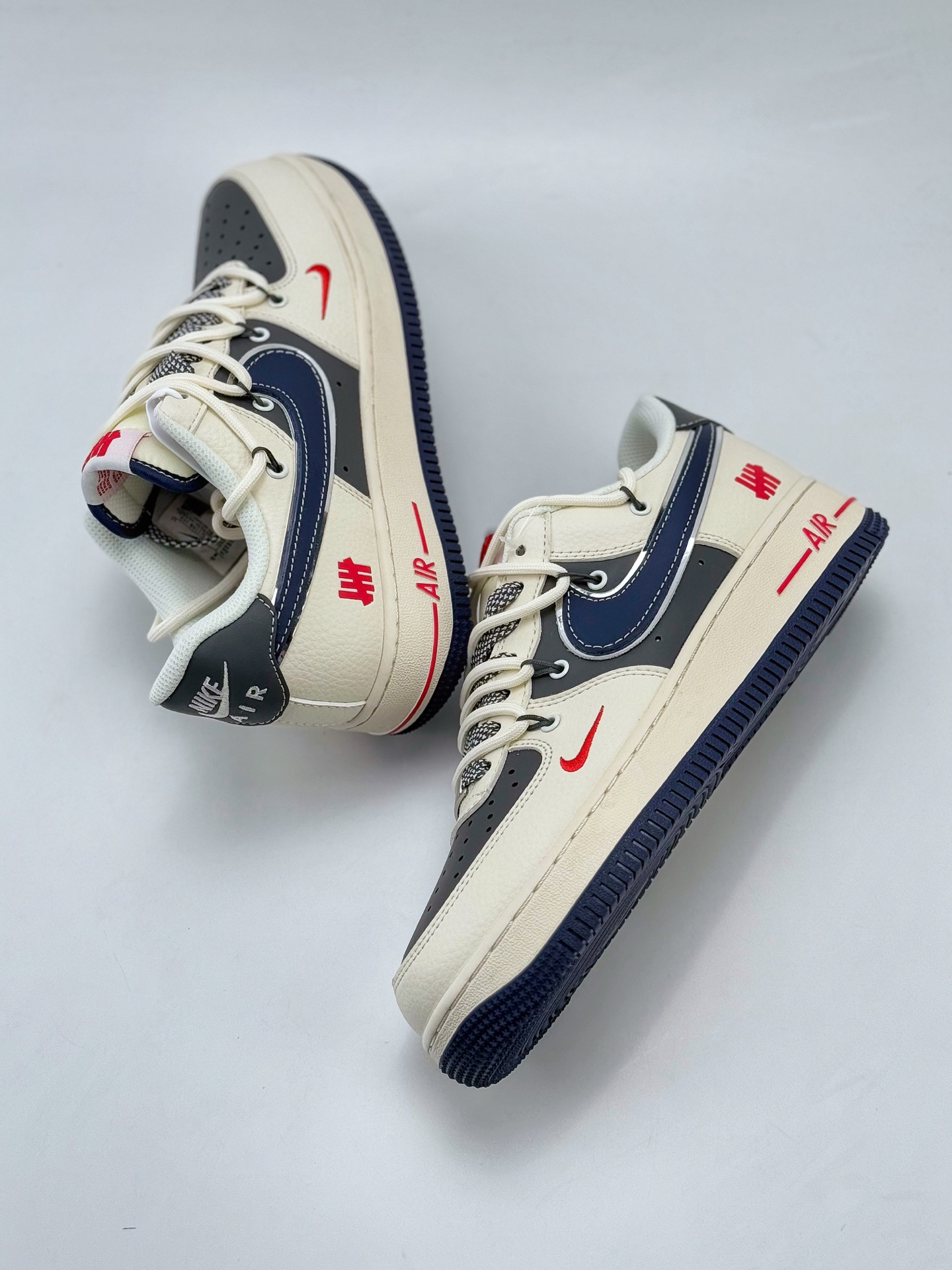 Nike Air Force 1 Low 07 x UNDEFEATED 白灰蓝小钩绑带满天星  SJ1198-103